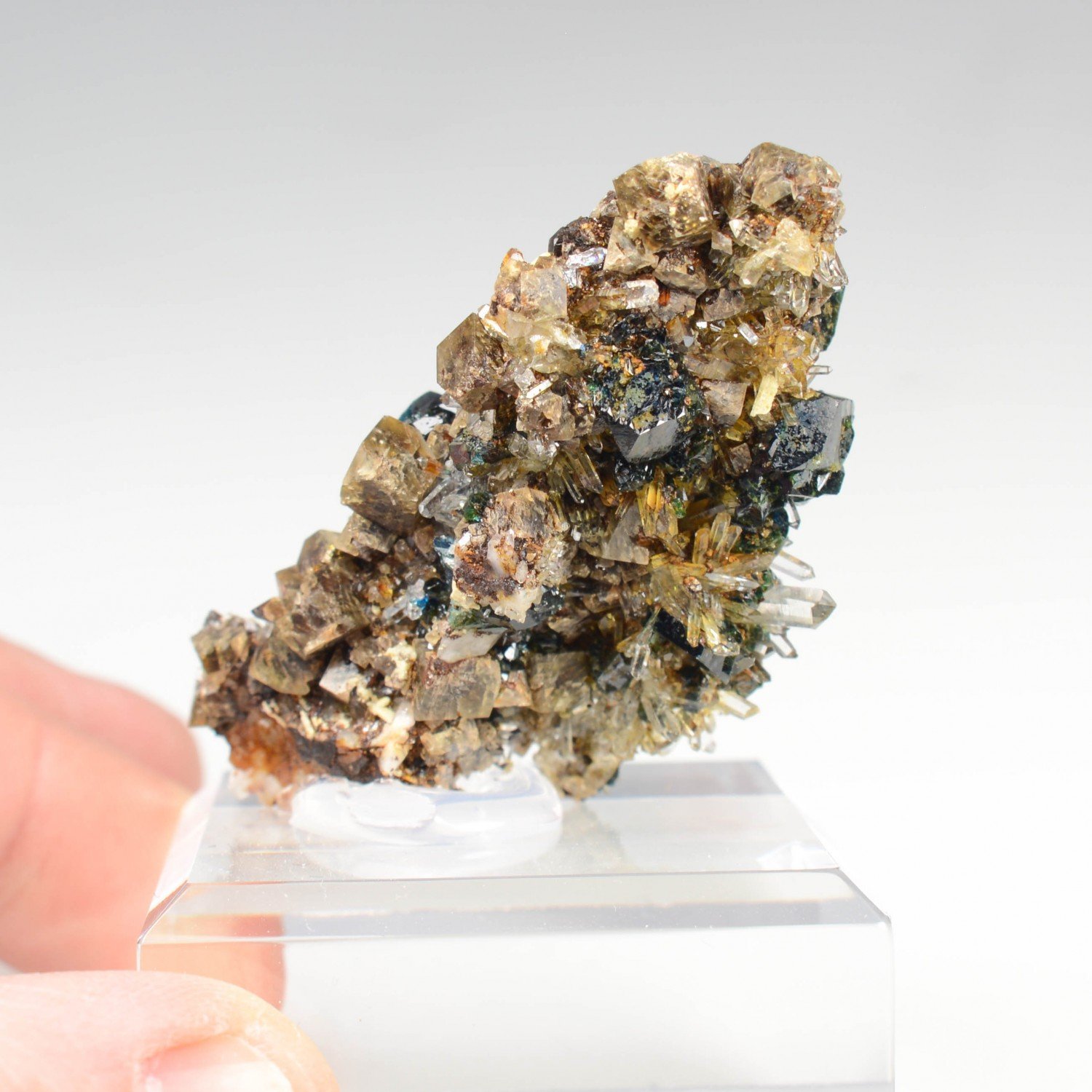 Lazulite, siderite and quartz - Rapid Creek, Yukon, Canada