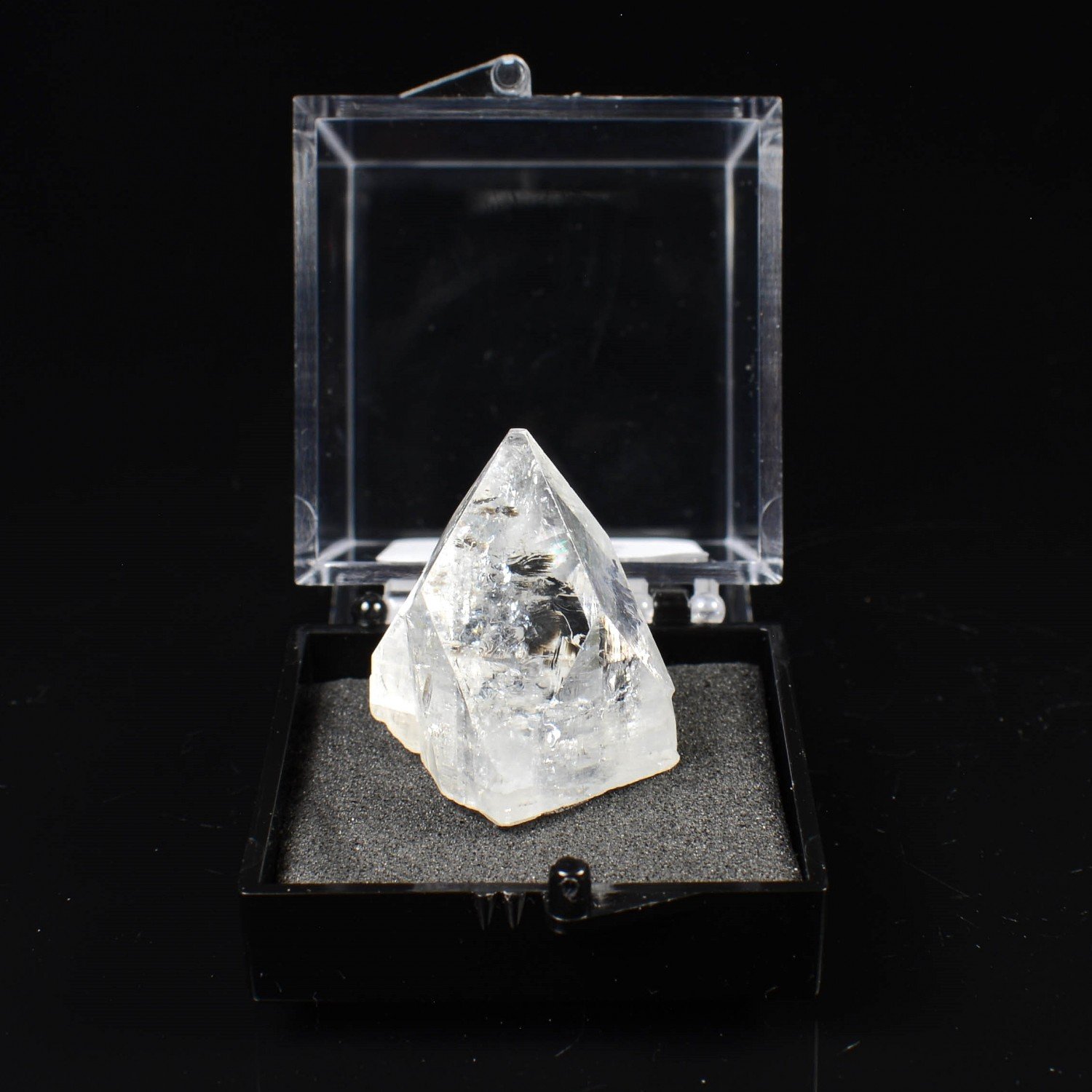 Apophyllite - Maharashtra, India