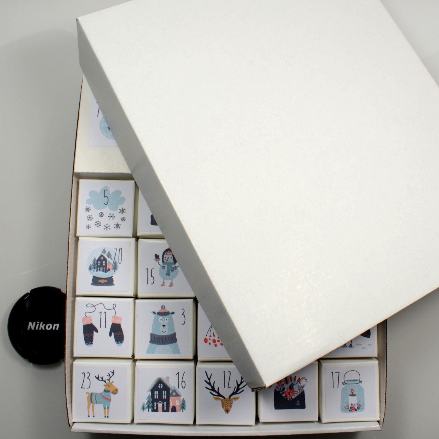 Calendrier de l'Avent - 24 minéraux en boites Perky