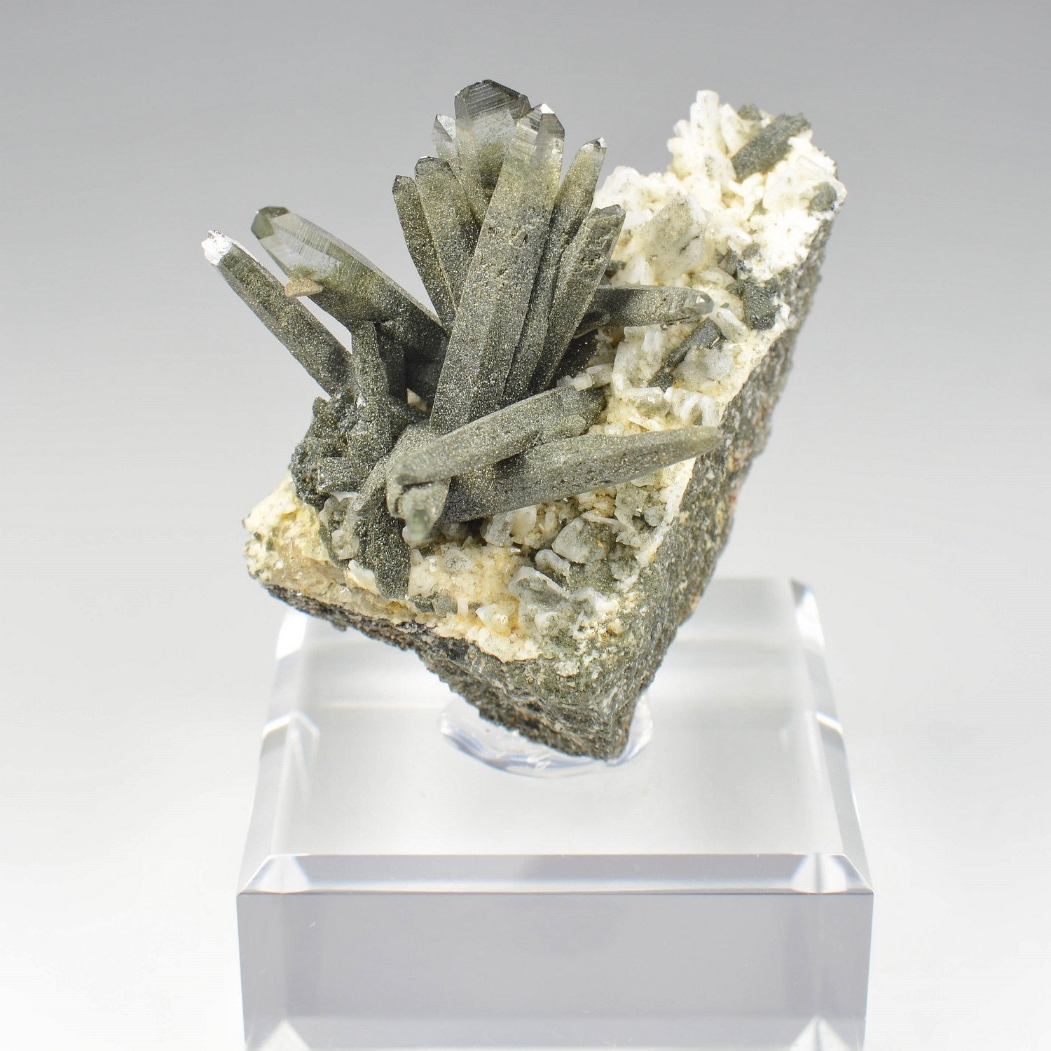 Quartz chloriteux - Ganesh Himal, Népal Quartz chloriteux - Ganesh Himal, Népal