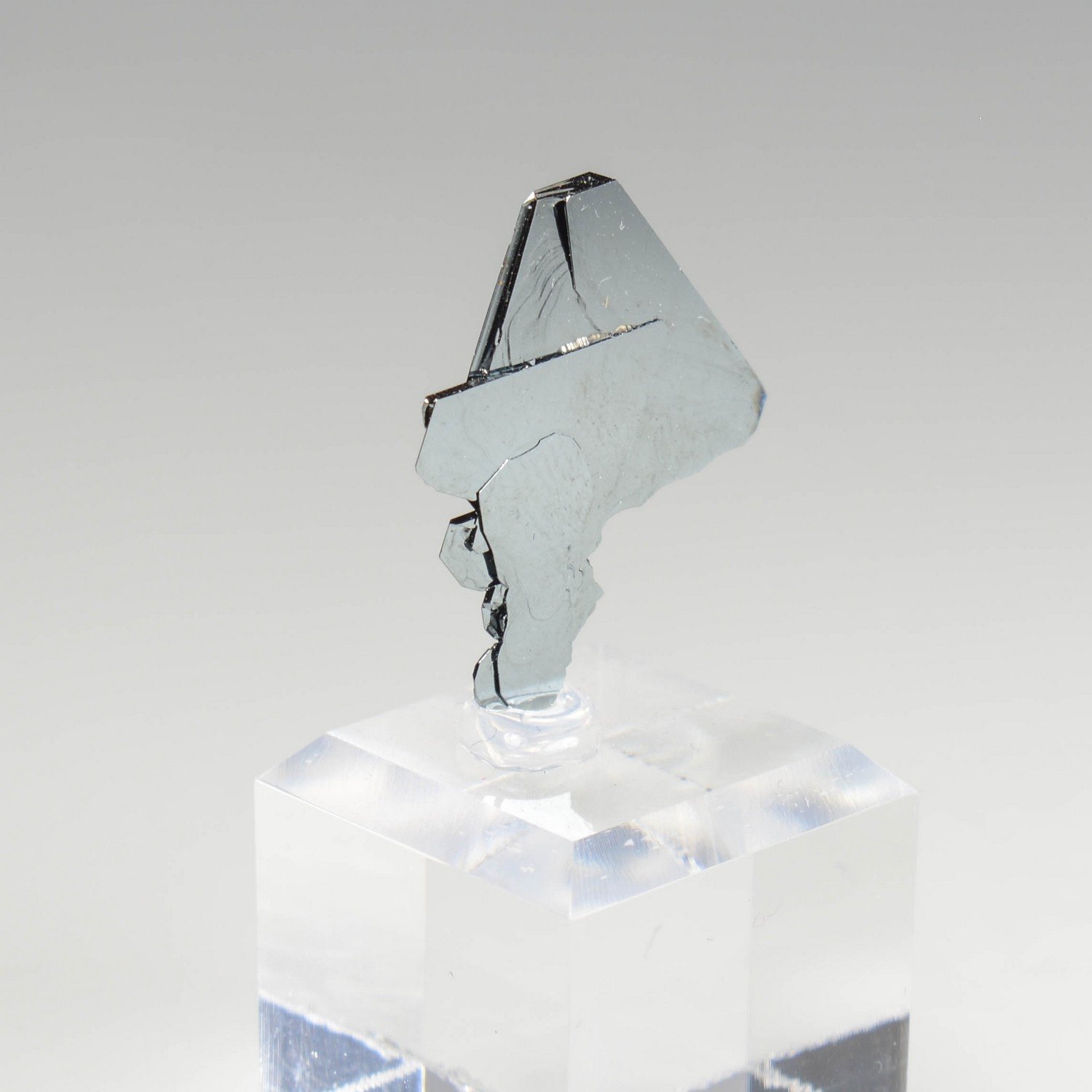 Hématite - Puy-de-Tunisset, Puy-de-Dôme, France Hématite - Puy-de-Tunisset, Puy-de-Dôme, France