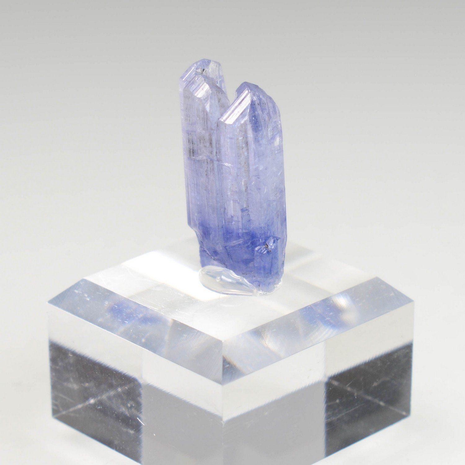 Tanzanite - Merelani Hills, Manyara, Tanzania Tanzanite - Merelani Hills, Manyara, Tanzania