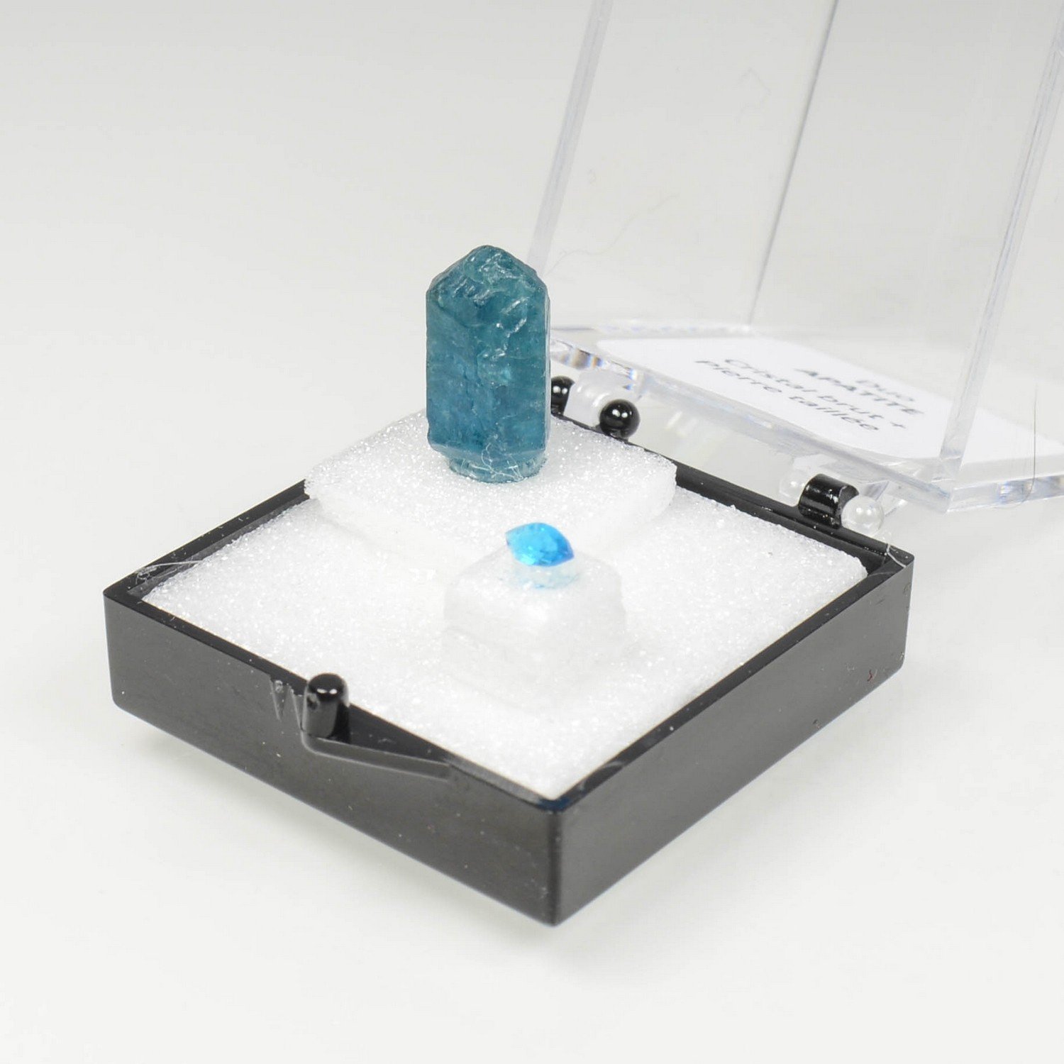 APATITE Duo - cut stone and crystallised stone