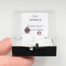 SPINEL Duo - cut stone and crystallised stone