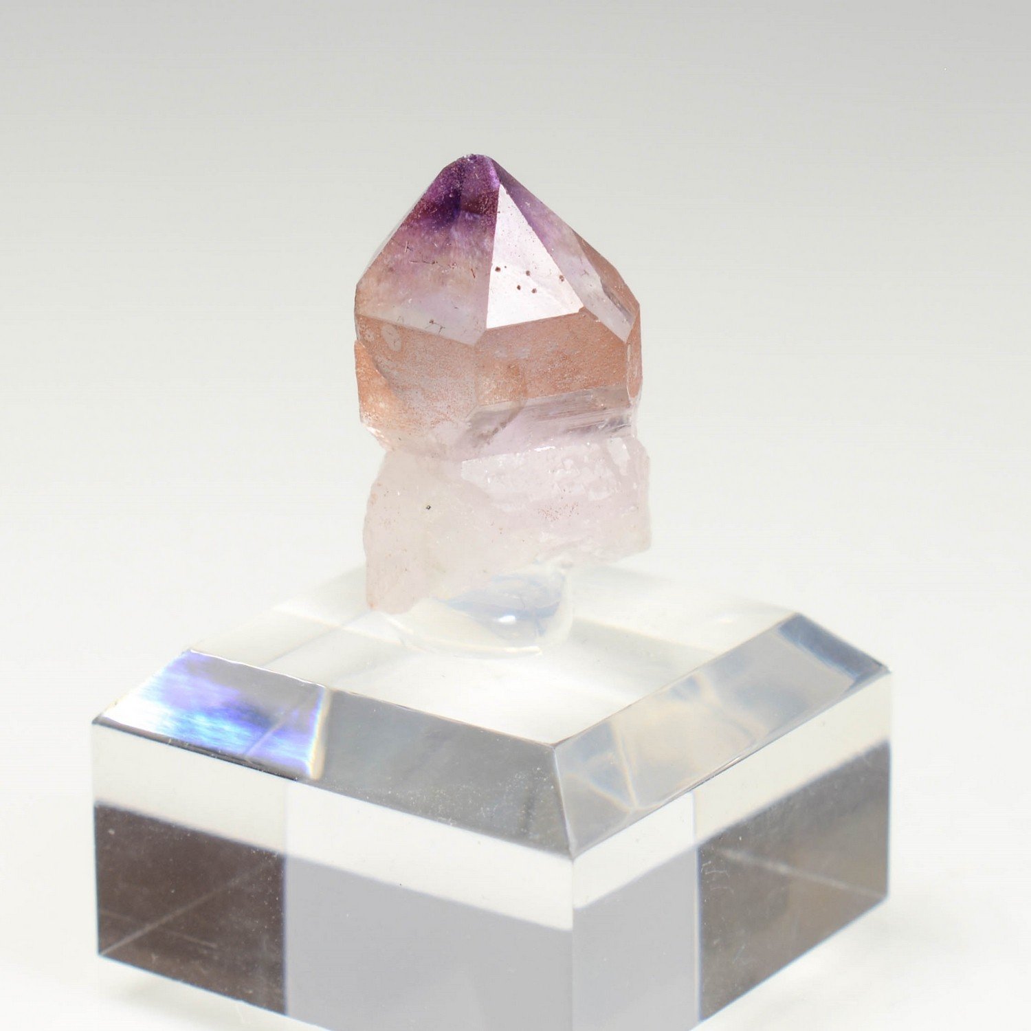 Amethyst - Maro Vaolavo, Madagascar