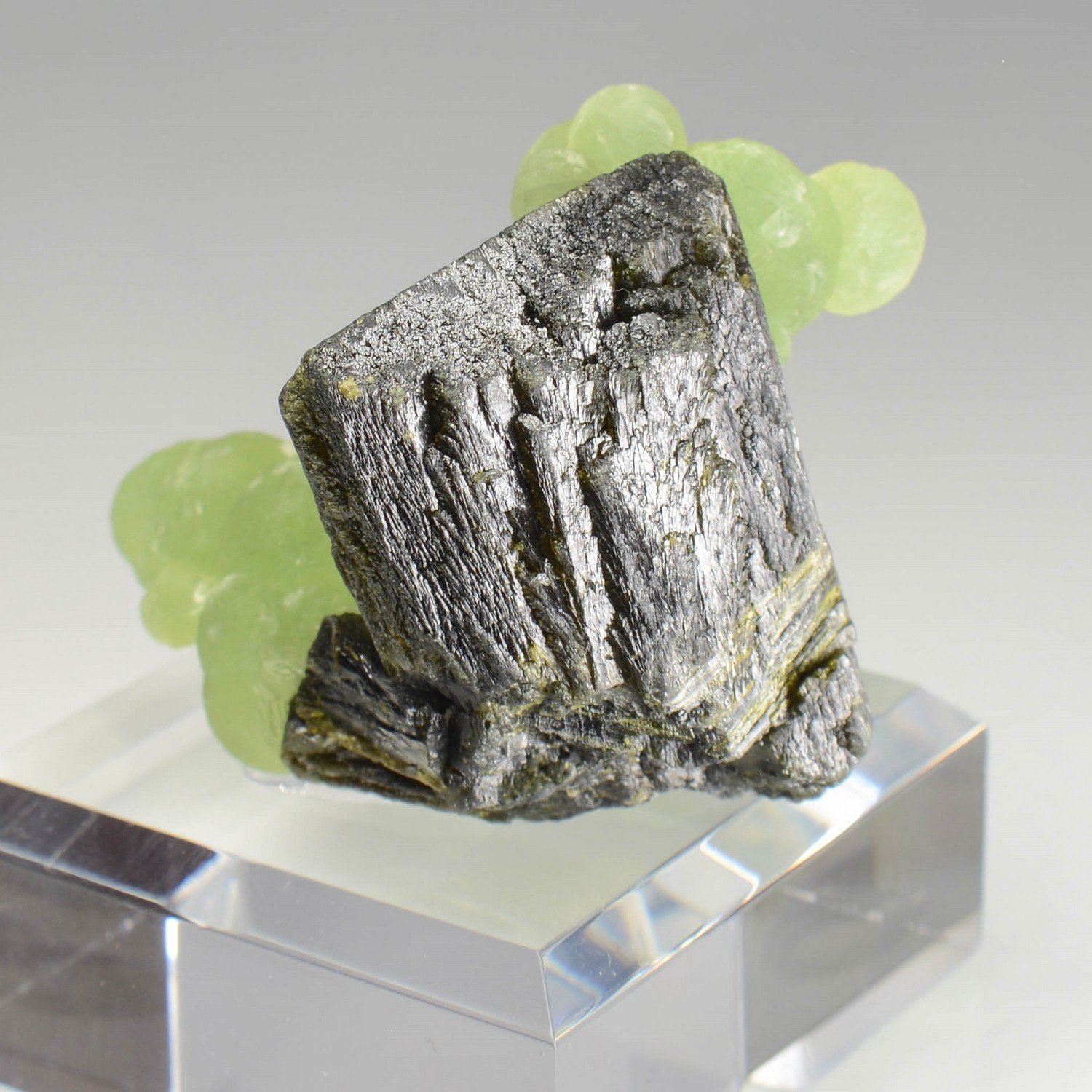 Prehnite and epidote - Diamonkara, Kayes, Mali