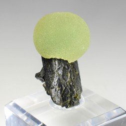 Prehnite on epidote - Diamonkara, Kayes, Mali