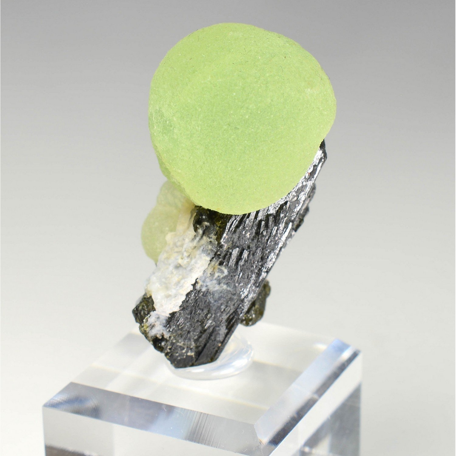 Prehnite on epidote - Diamonkara, Kayes, Mali