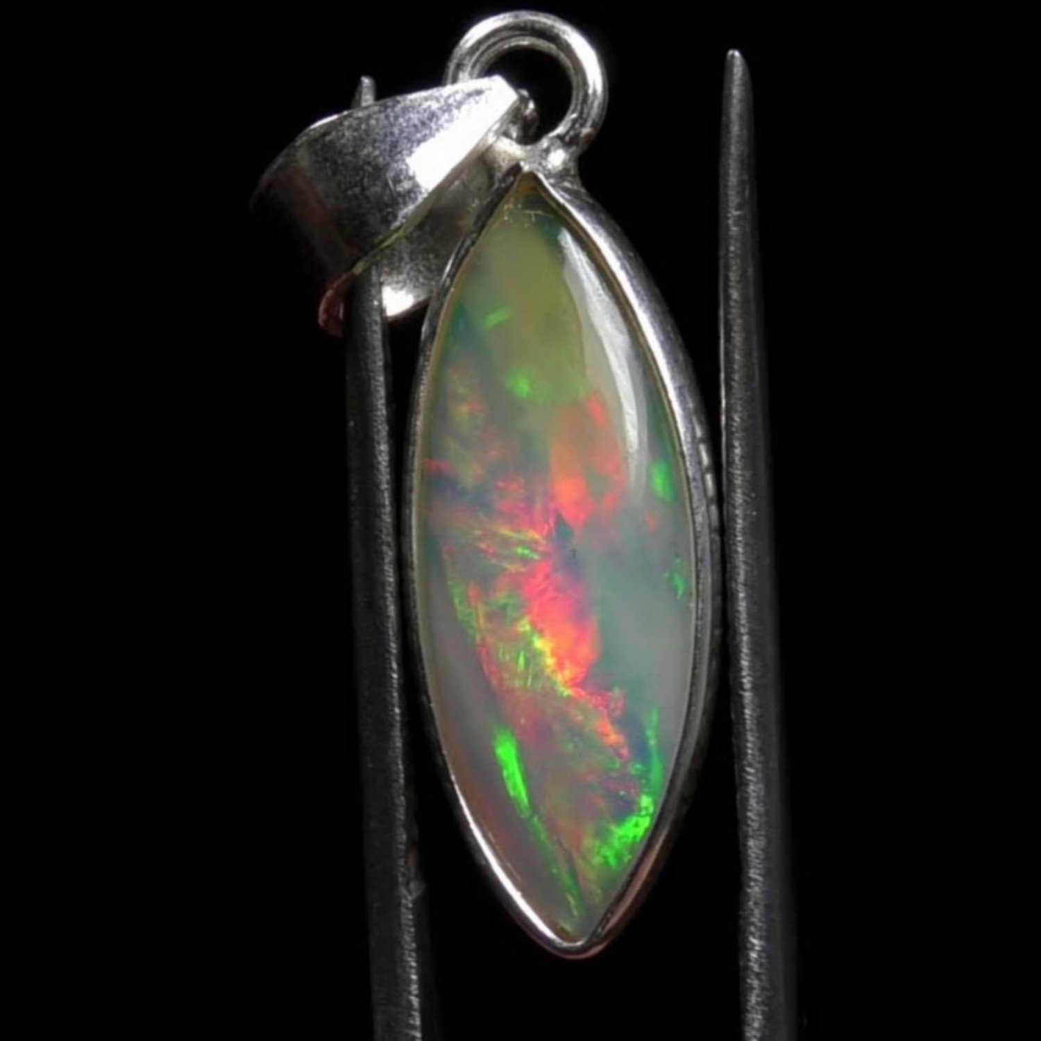 Pendentif opale welo - Ethiopie