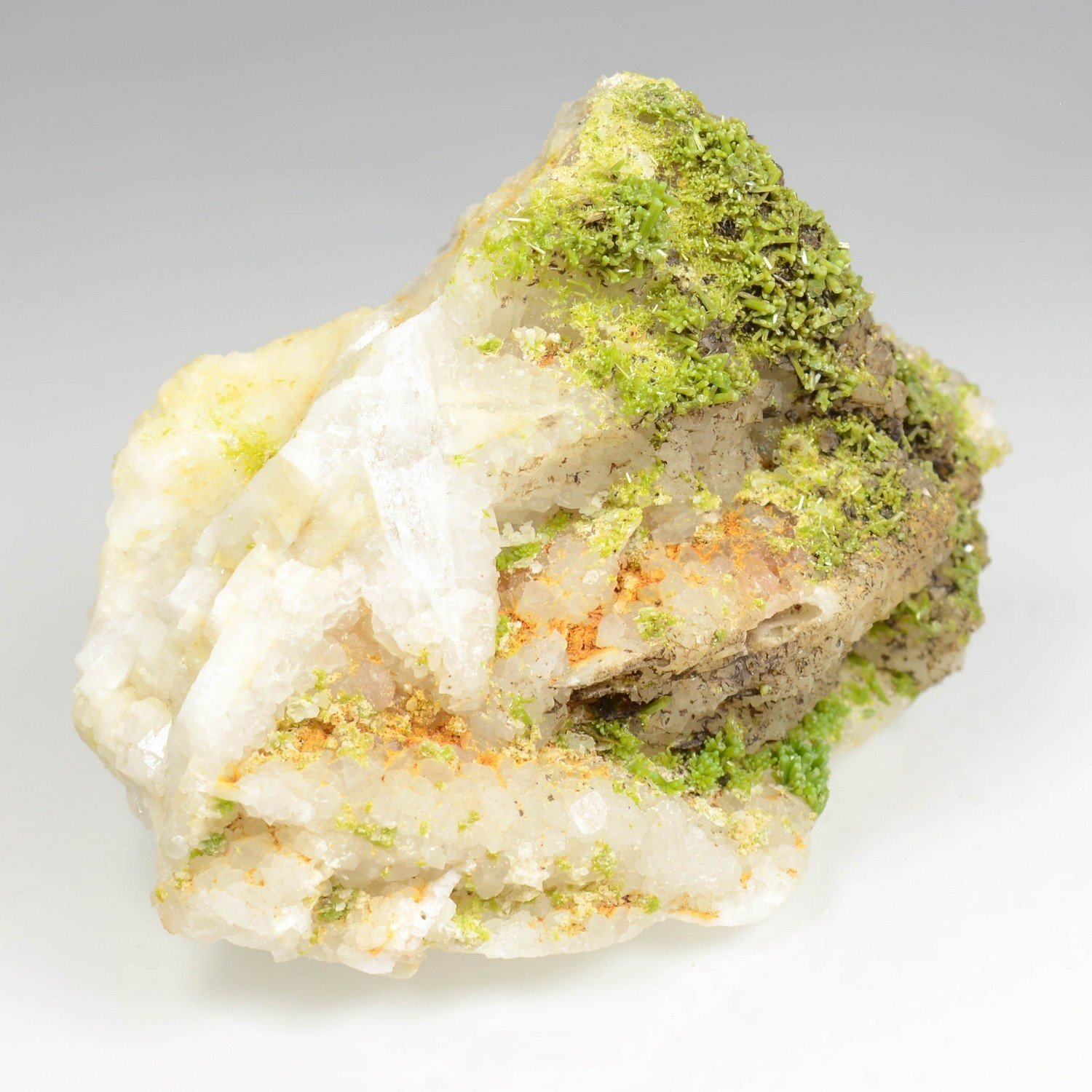 Pyromorphite - Les Farges, Ussel, Corrèze, France