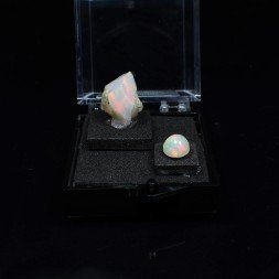 OPAL Duo - cut stone and crystallised stone