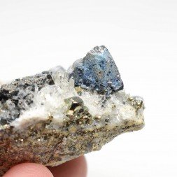 Pyrite, quartz et tennantite (?) - Kalimantan, Indonésie