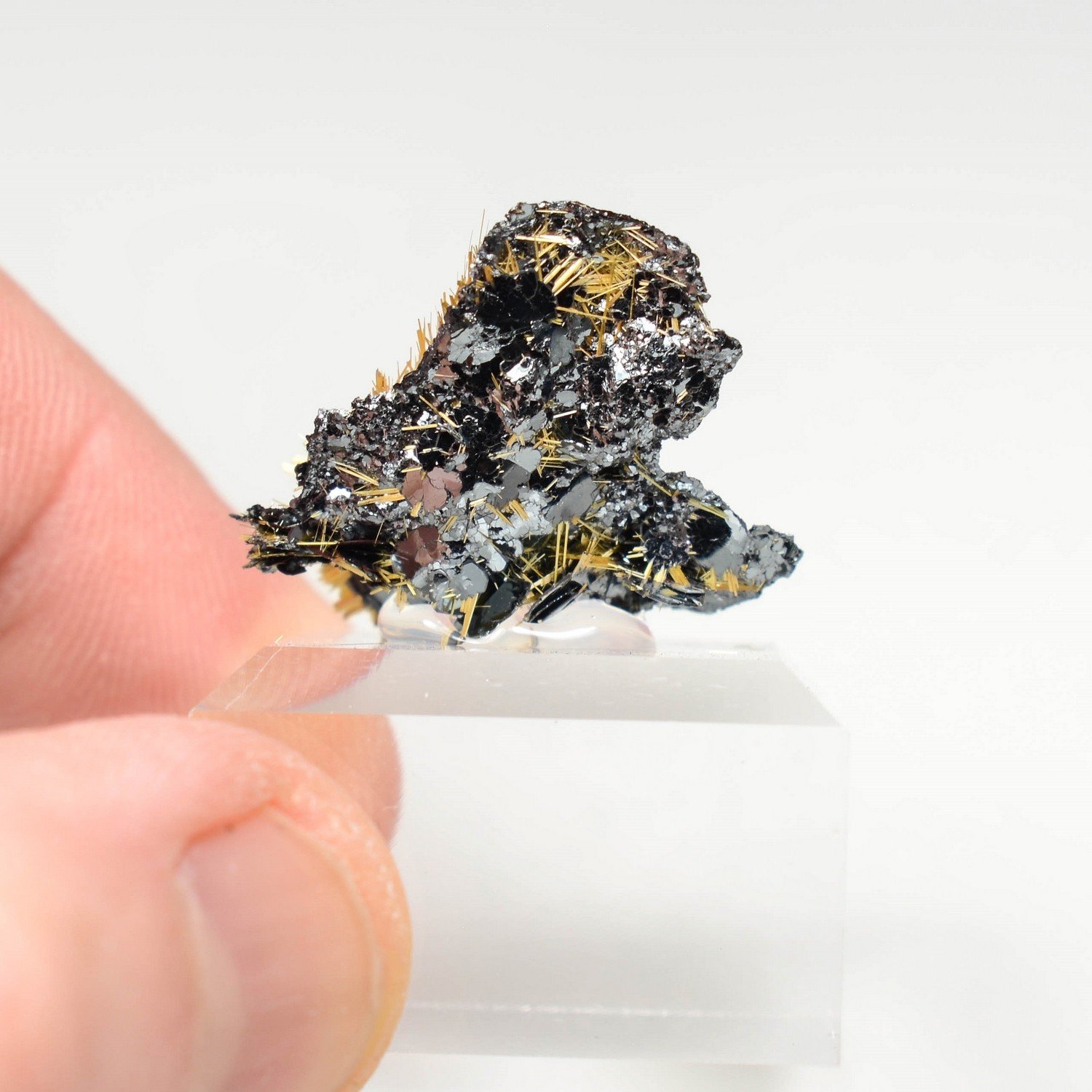 Rutile and hematite - Novo Horizonte, Bahia, Brazil