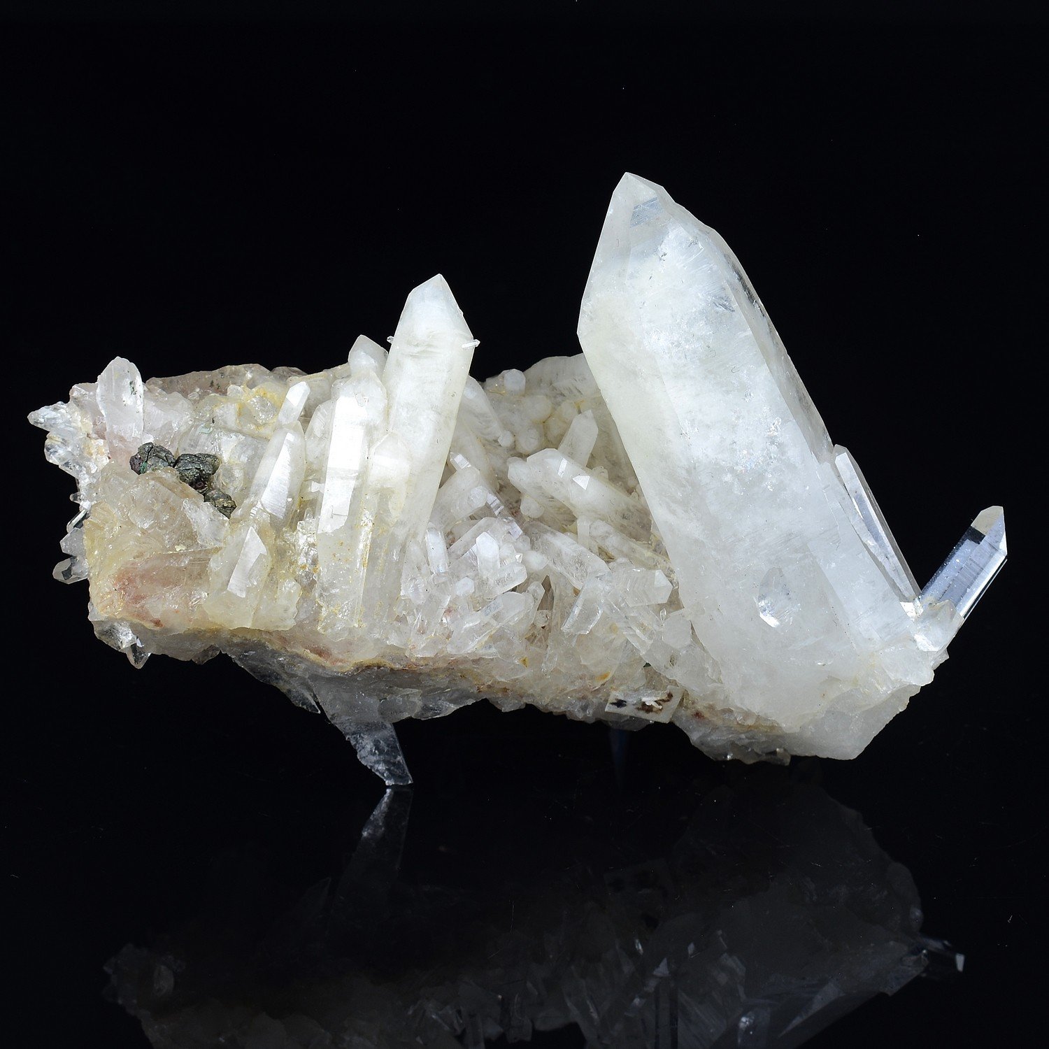 Quartz and chalcopyrite - La Gardette Mine, Isère, France