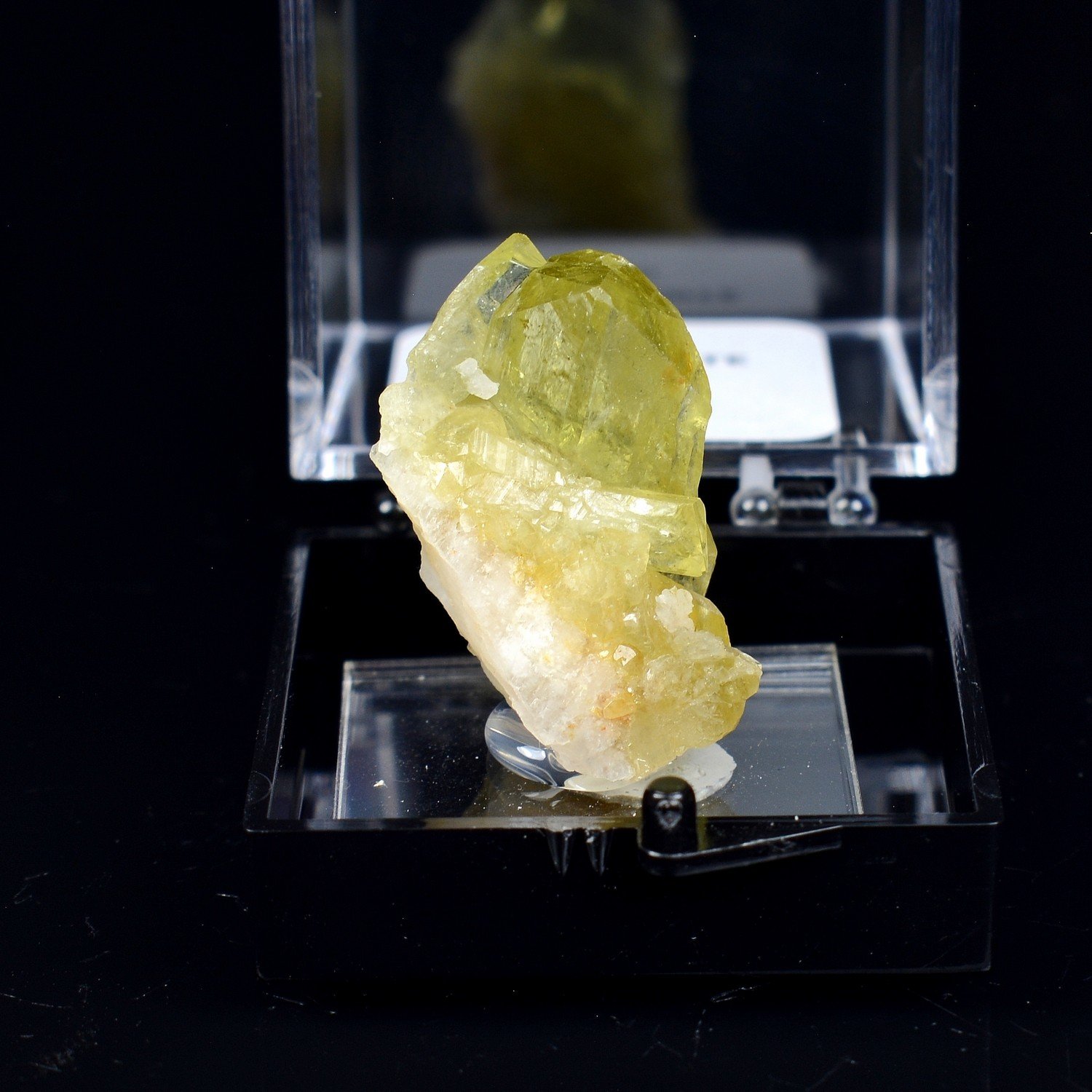 Brazilianite - Minas Gerais, Brésil