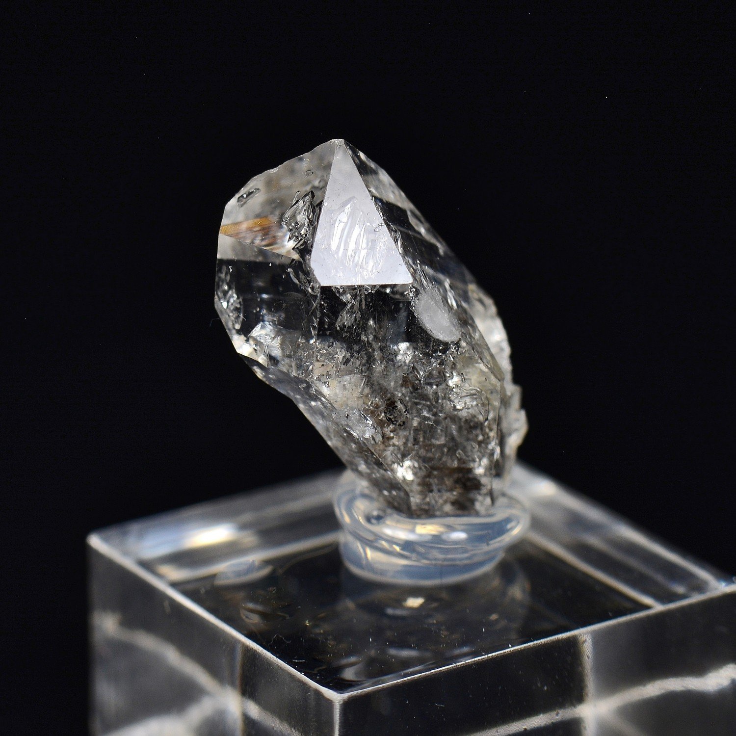 Quartz à inclusions d'hydrocarbures - Balochistan, Pakistan