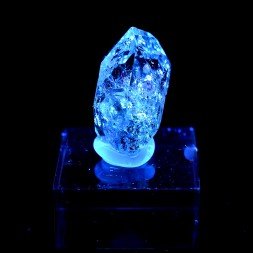 Quartz with hydrocarbon inclusions - Balochistan, Pakistan