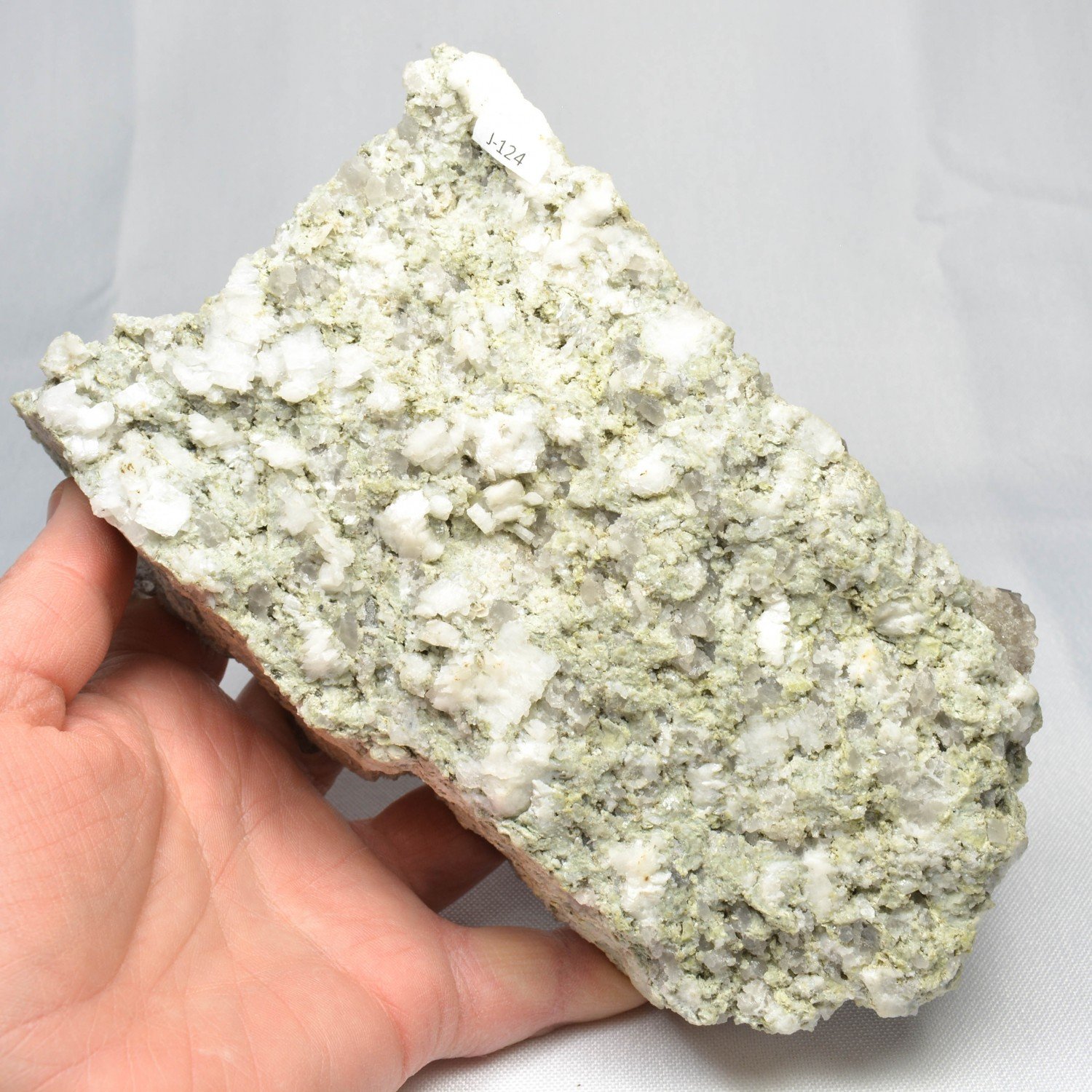 Quartz fumé et fluorine - Massif du Mont-Blanc, Haute-Savoie, France Quartz fumé et fluorine - Massif du Mont-Blanc, Haute-Savoie, France