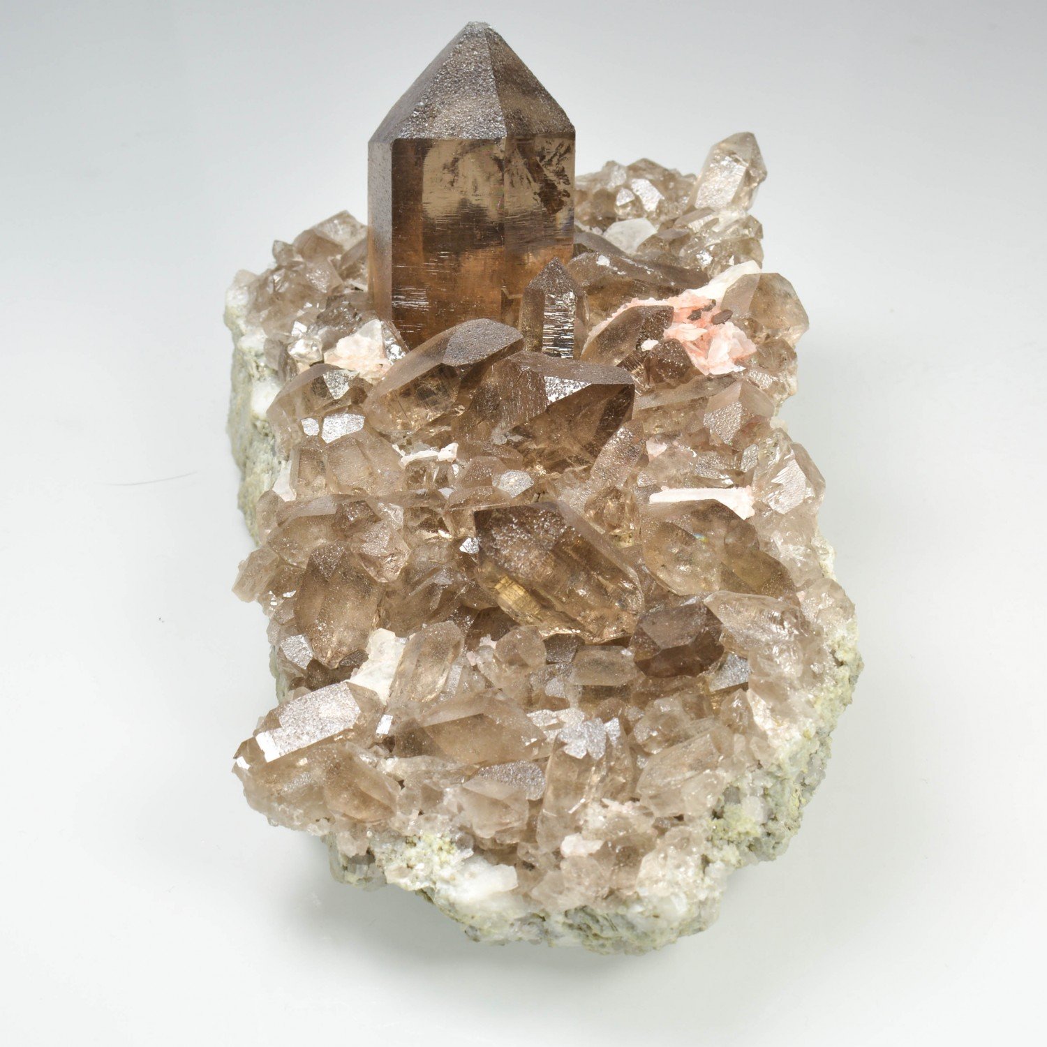 Smoky quartz and fluorite - Mont Blanc Massif, Haute-Savoie, France Smoky quartz and fluorite - Mont Blanc Massif, Haute-Savoie, France