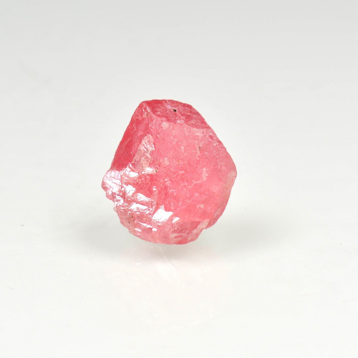 Rhodochrosite - Carrière de Poudrette, Mont Saint-Hilaire, Québec, Canada Rhodochrosite - Carrière de Poudrette, Mont Saint-Hilaire, Québec, Canada