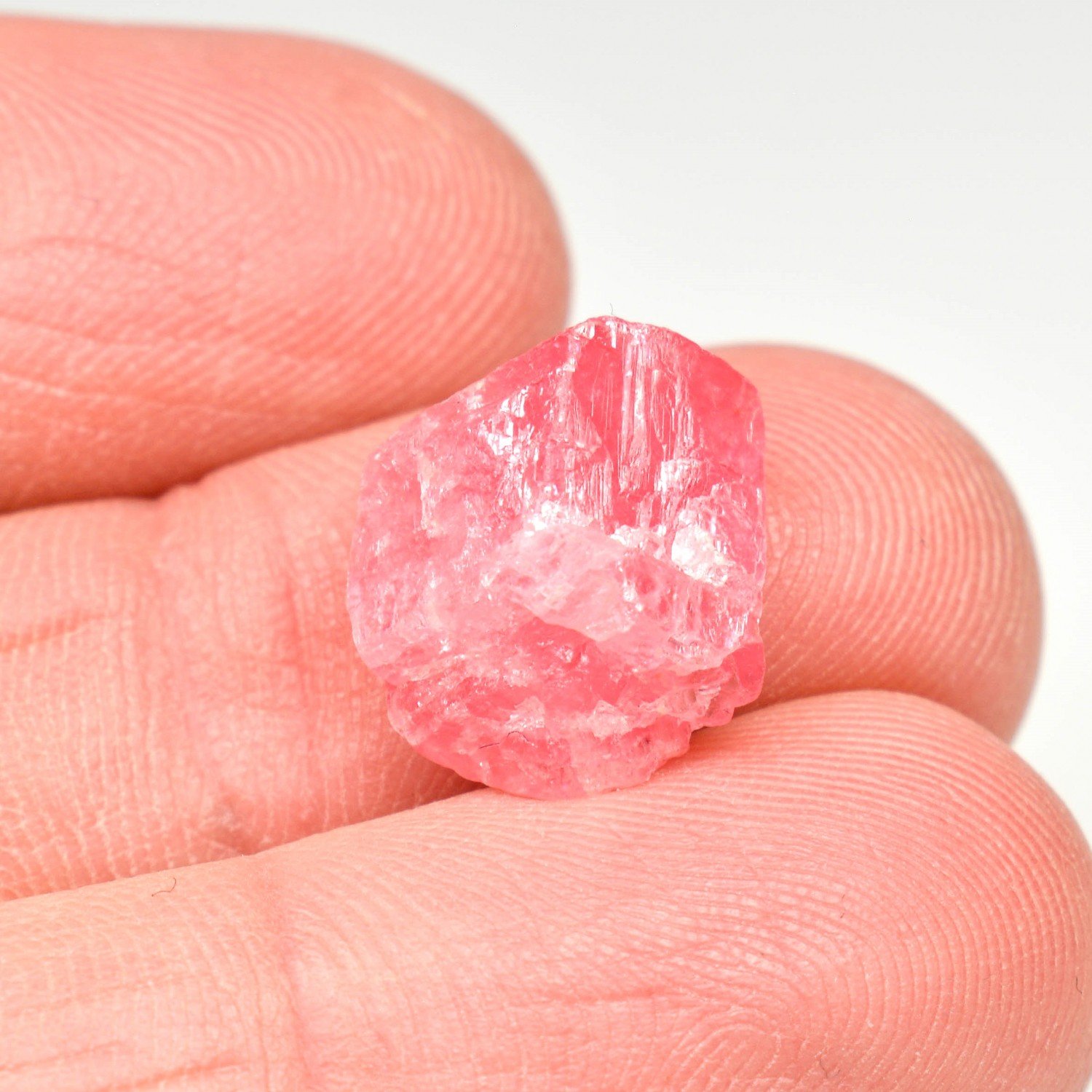 Rhodochrosite - Carrière de Poudrette, Mont Saint-Hilaire, Québec, Canada Rhodochrosite - Carrière de Poudrette, Mont Saint-Hilaire, Québec, Canada