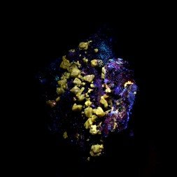 Cerussite - La Maladrerie, Villefranche-de-Rouergue, Aveyron, France