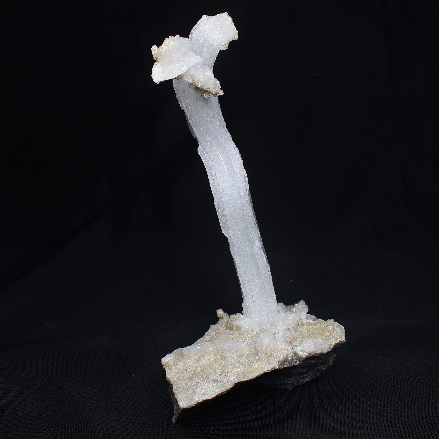 Gypsum - Qinglong Mine, Guizhou Province, China Gypsum - Qinglong Mine, Guizhou Province, China