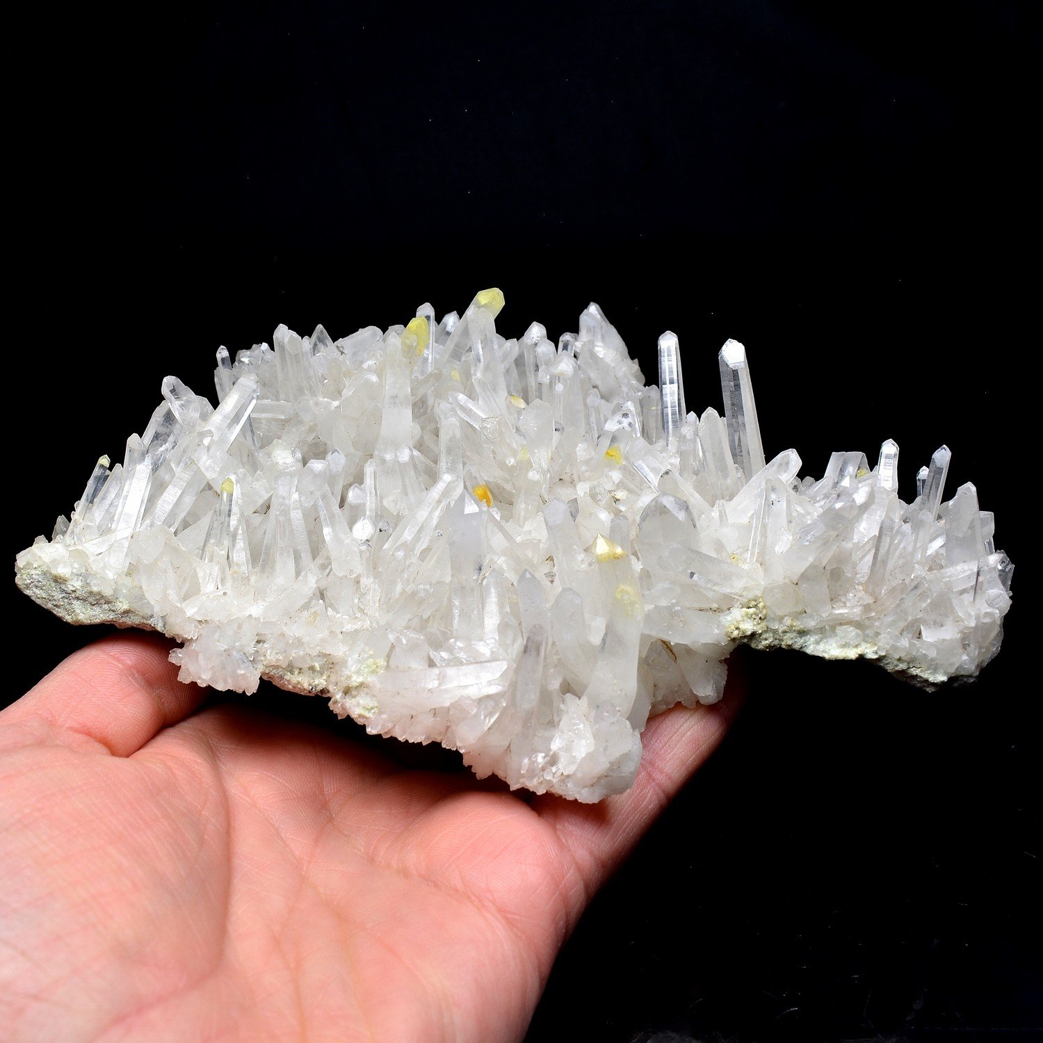 Quartz and sulphur - Mundo Nuevo, La Libertad, Peru Quartz and sulphur - Mundo Nuevo, La Libertad, Peru