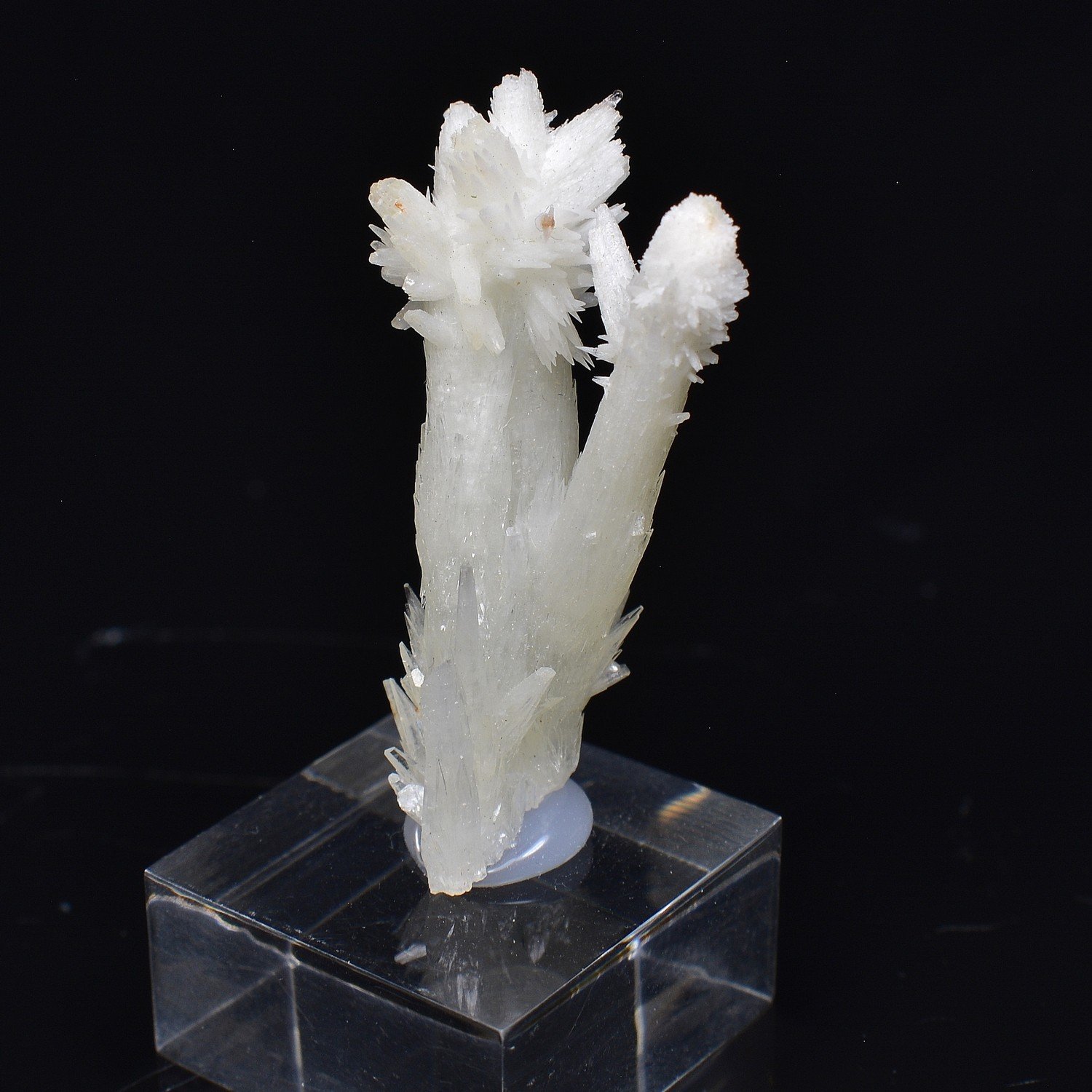 Calcite - Qinglong Mine / Dachang, Guizhou, China Calcite - Qinglong Mine / Dachang, Guizhou, China