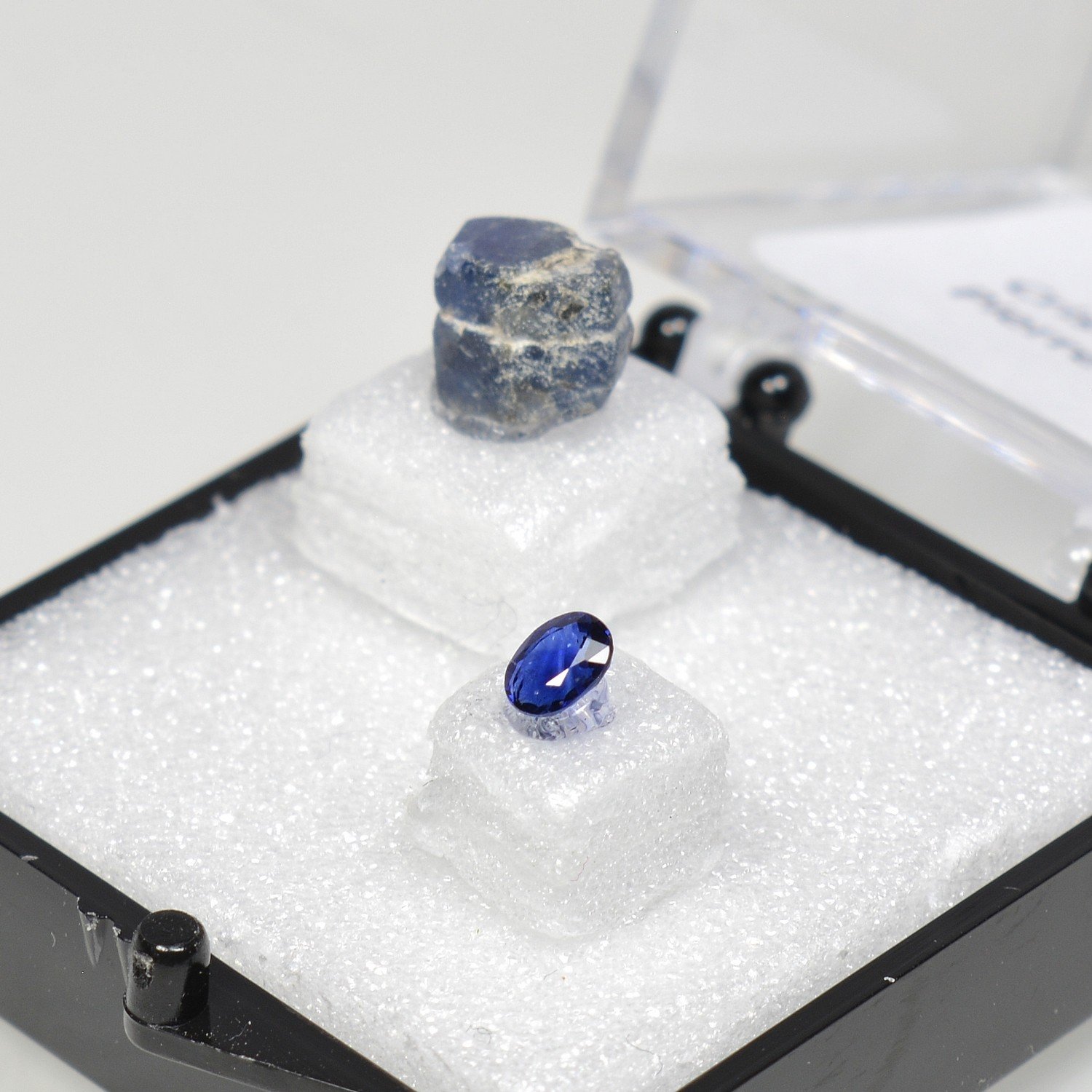 SAPPHIRE - DUO cut stone and crystallised stone