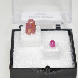 RUBY - DUO cut stone and crystallised stone