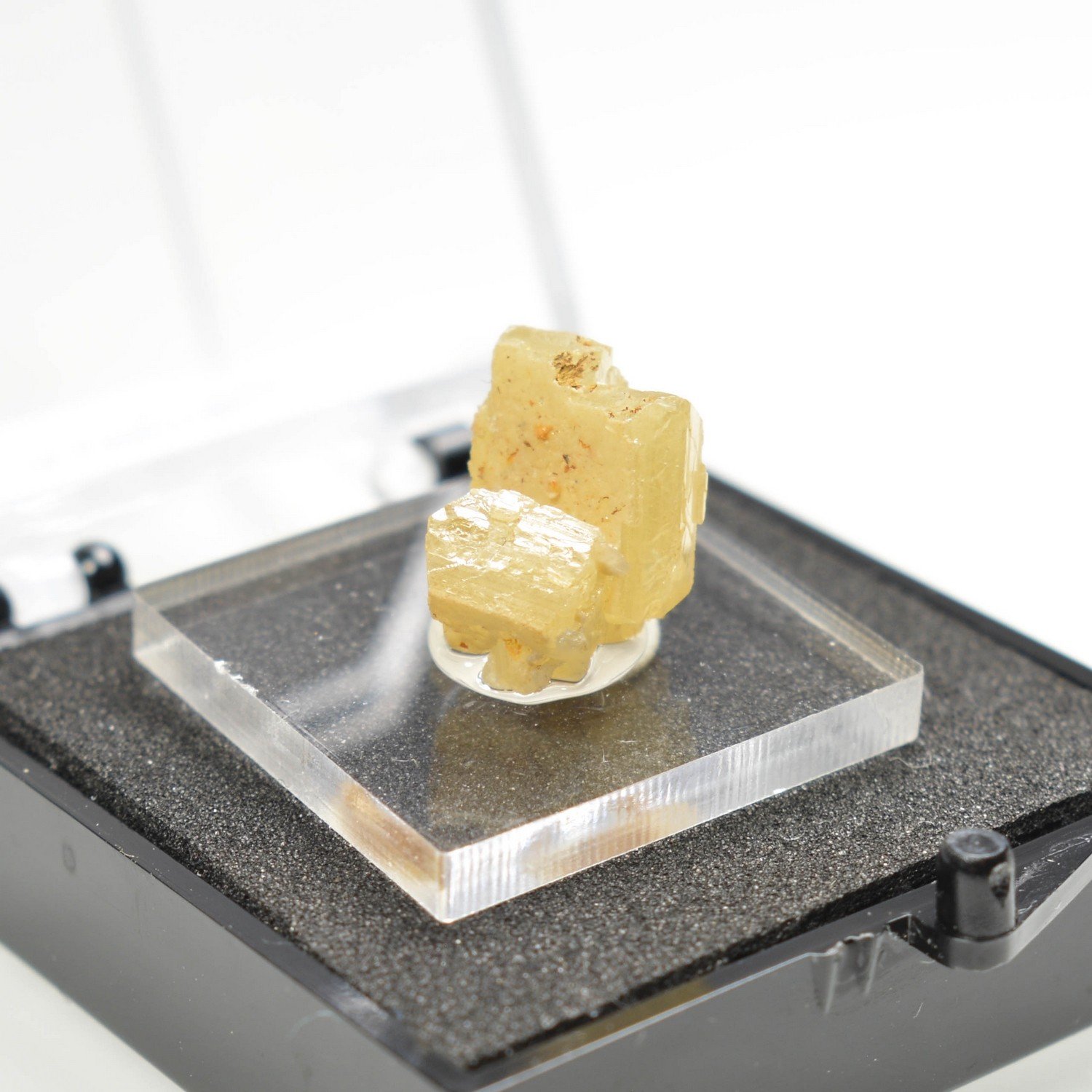 Stolzite - Mine de Sainte Lucie, Lozère, France