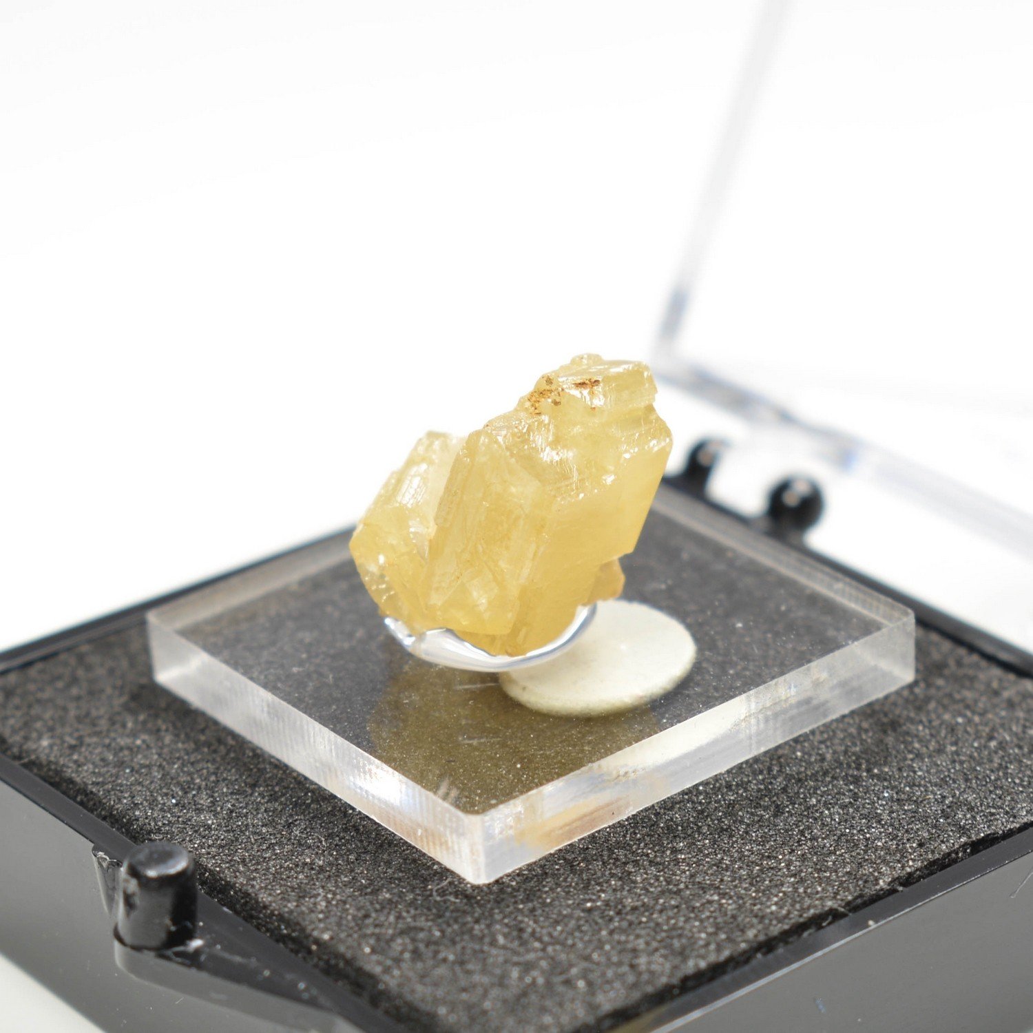 Stolzite - Mine de Sainte Lucie, Lozère, France