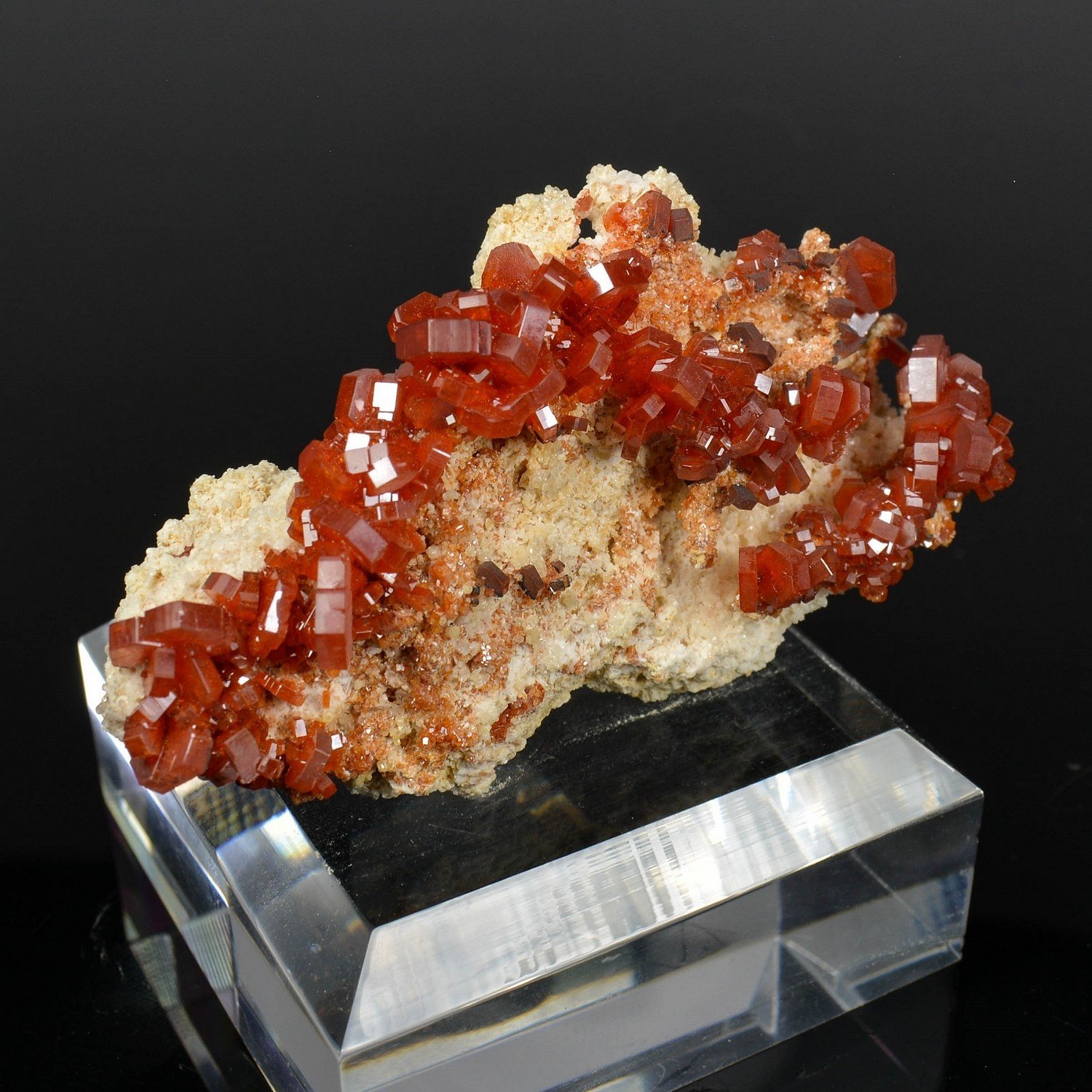 Vanadinite - Mibladen mining district, Morocco Vanadinite - Mibladen mining district, Morocco