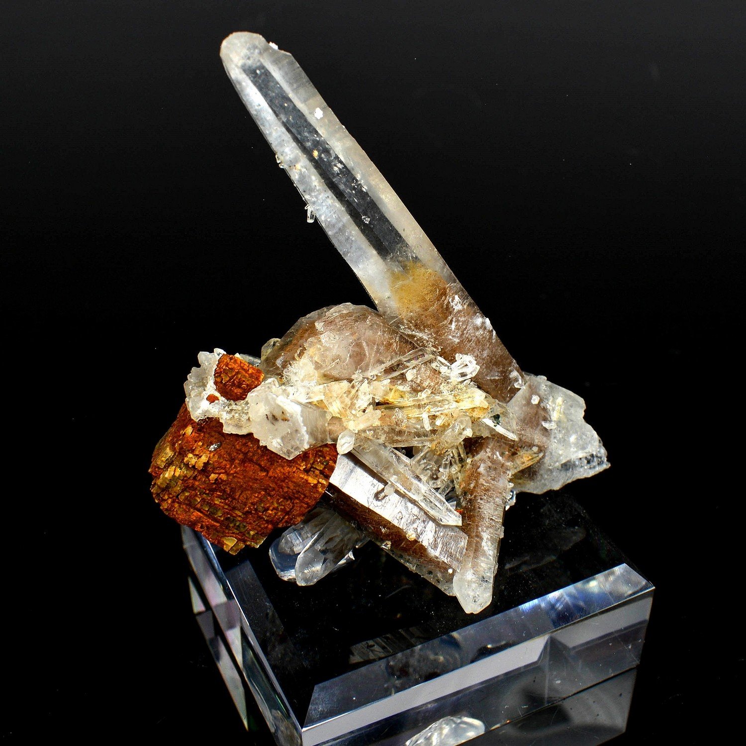 Quartz and siderite - Ganesh Himal, Nepal