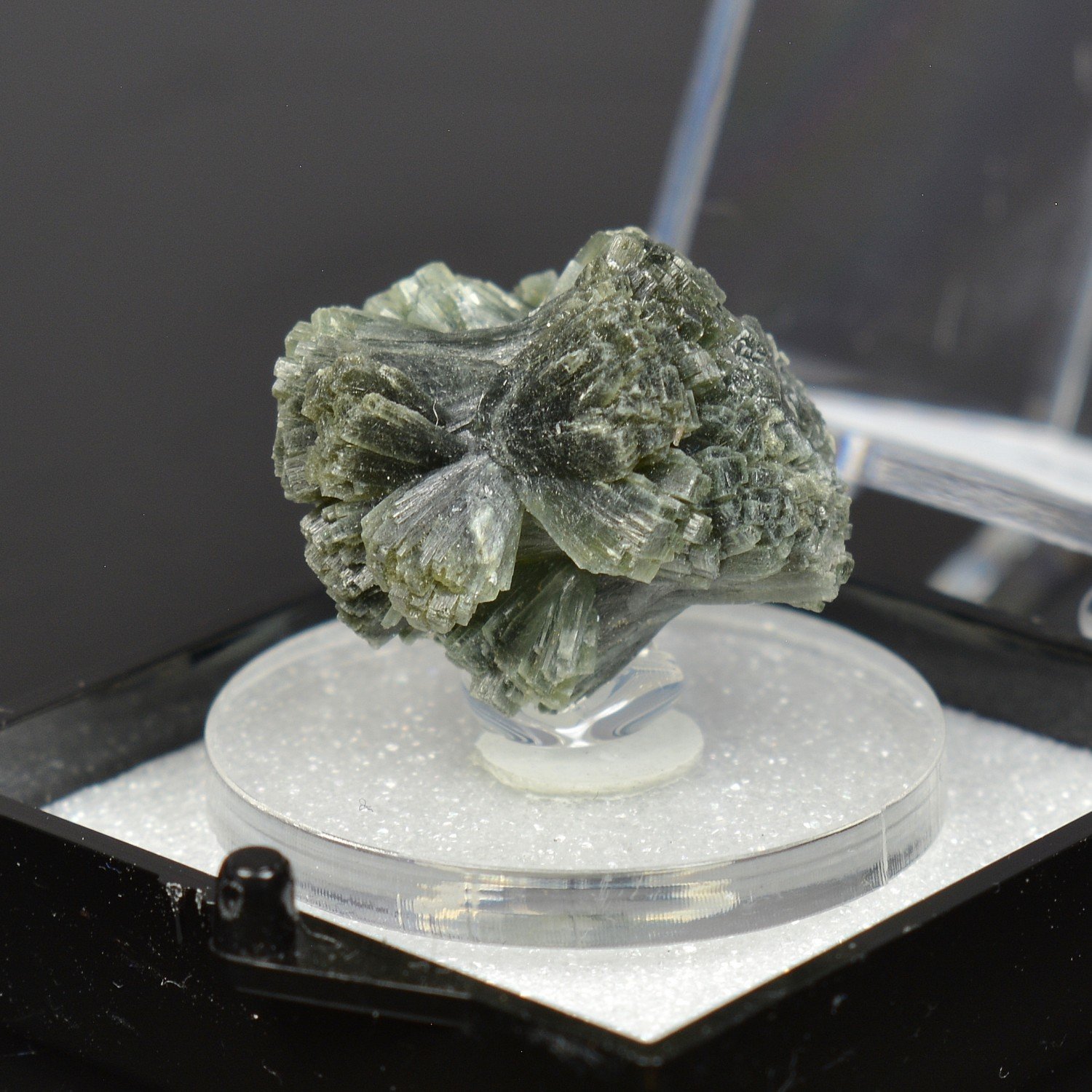 Prehnite - Boulemane, Imilchil region, Morocco