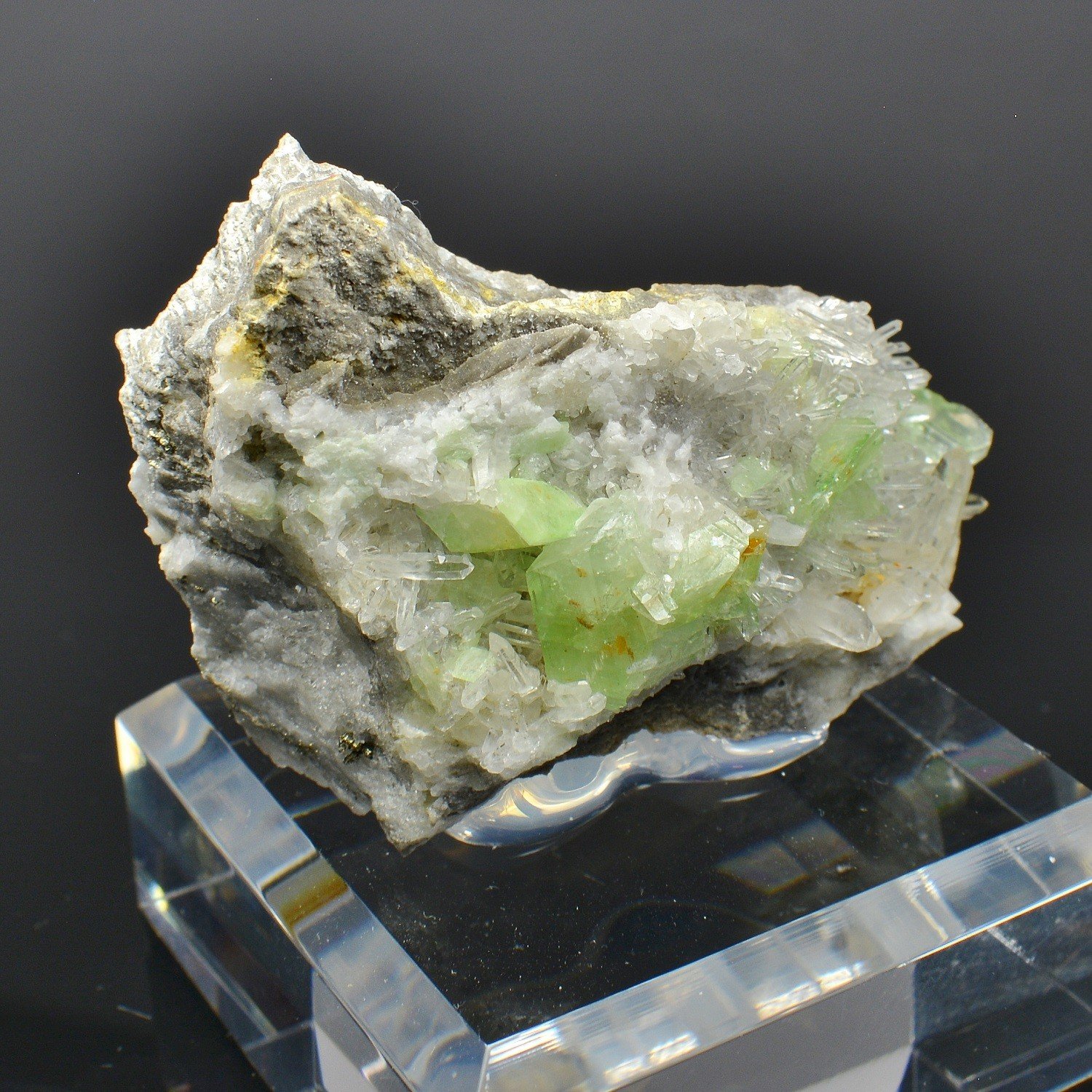 Augelite and quartz - Tamboras Mine, Mundo Nuevo, La Libertad, Peru