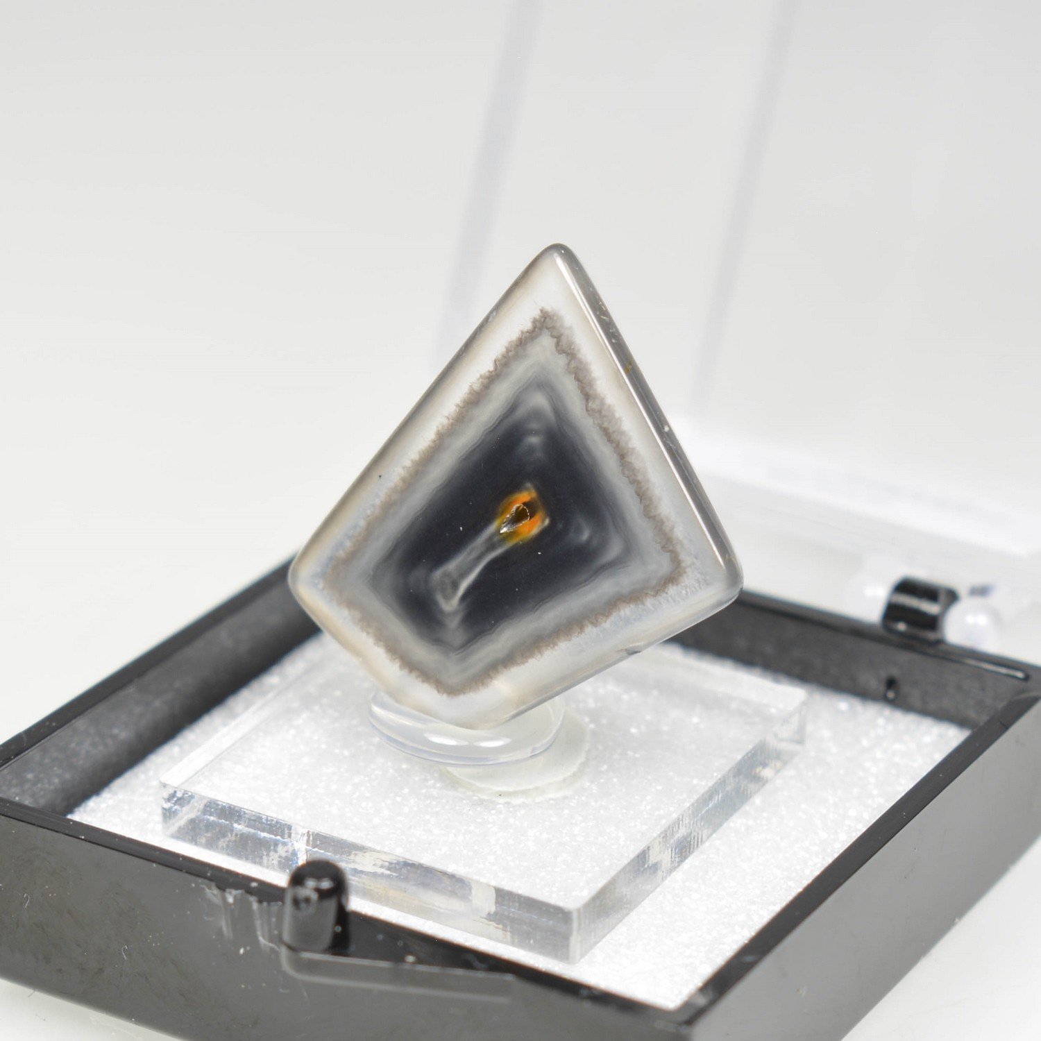 Agate polyédrique - Sitio Garguelo, Paraiba, Brésil