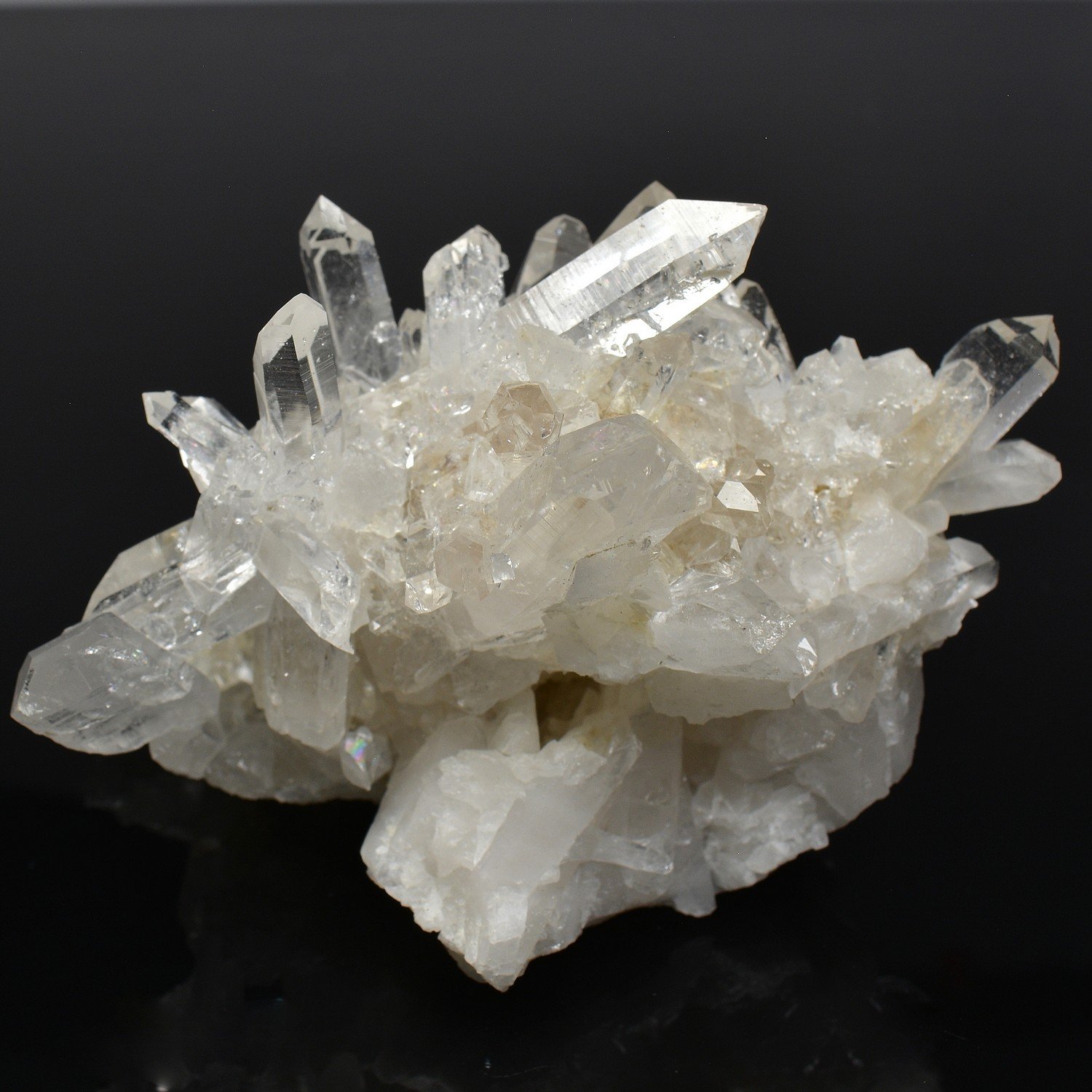 Quartz - Les Deux Alpes, Oisans, France Quartz - Les Deux Alpes, Oisans, France