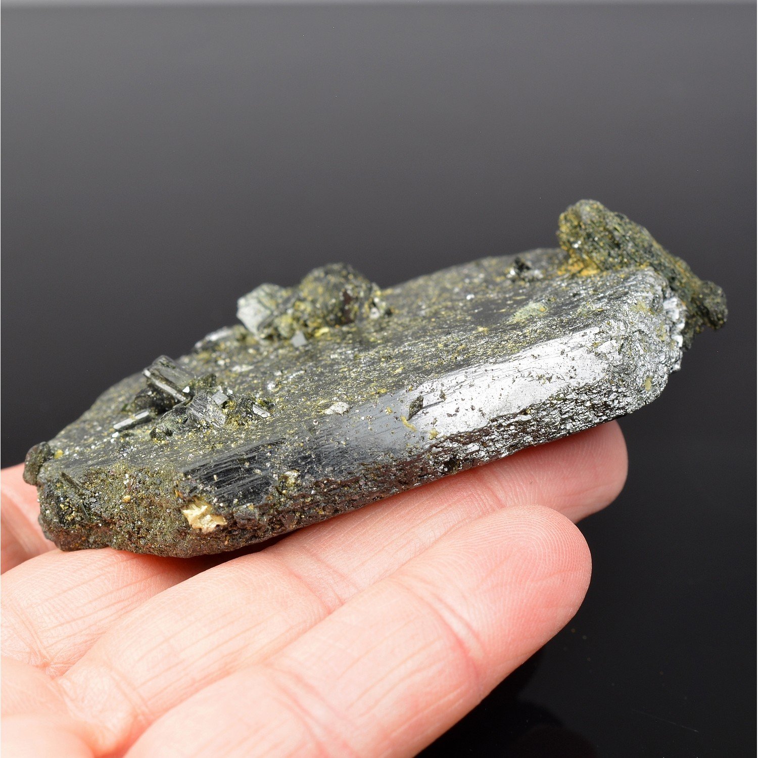 Epidote - Ras Koh Mountains, Balochistan, Pakistan Epidote - Ras Koh Mountains, Balochistan, Pakistan