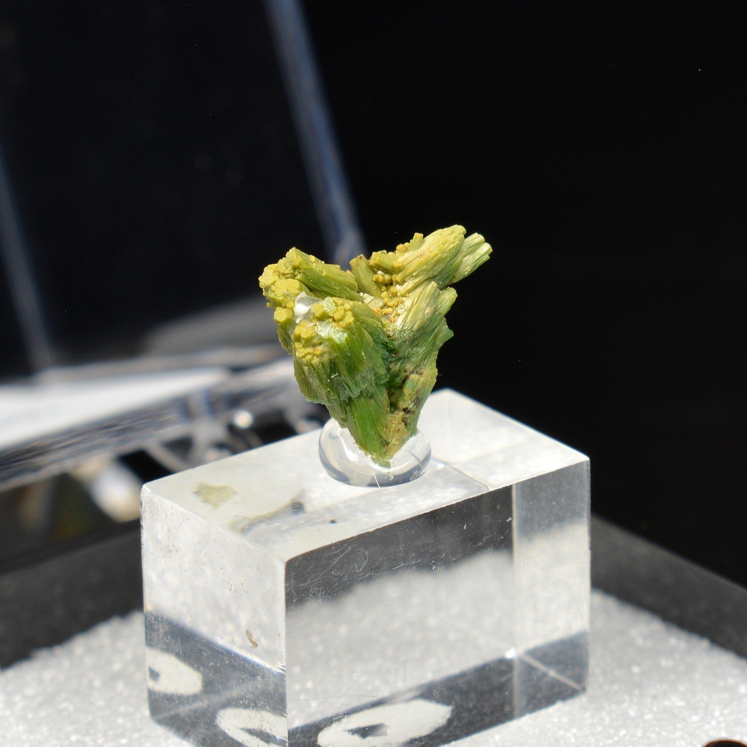Pyromorphite – Les Farges Mine, Ussel, Corrèze, France