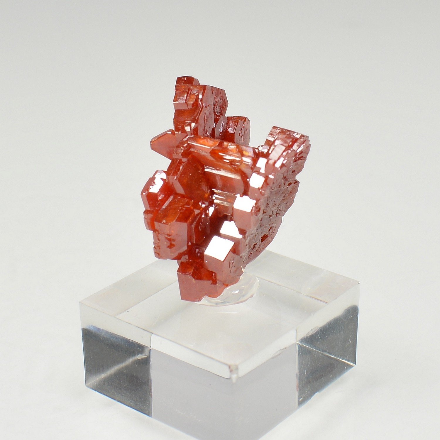 Vanadinite - Disctrict minier de Mibladen, Maroc