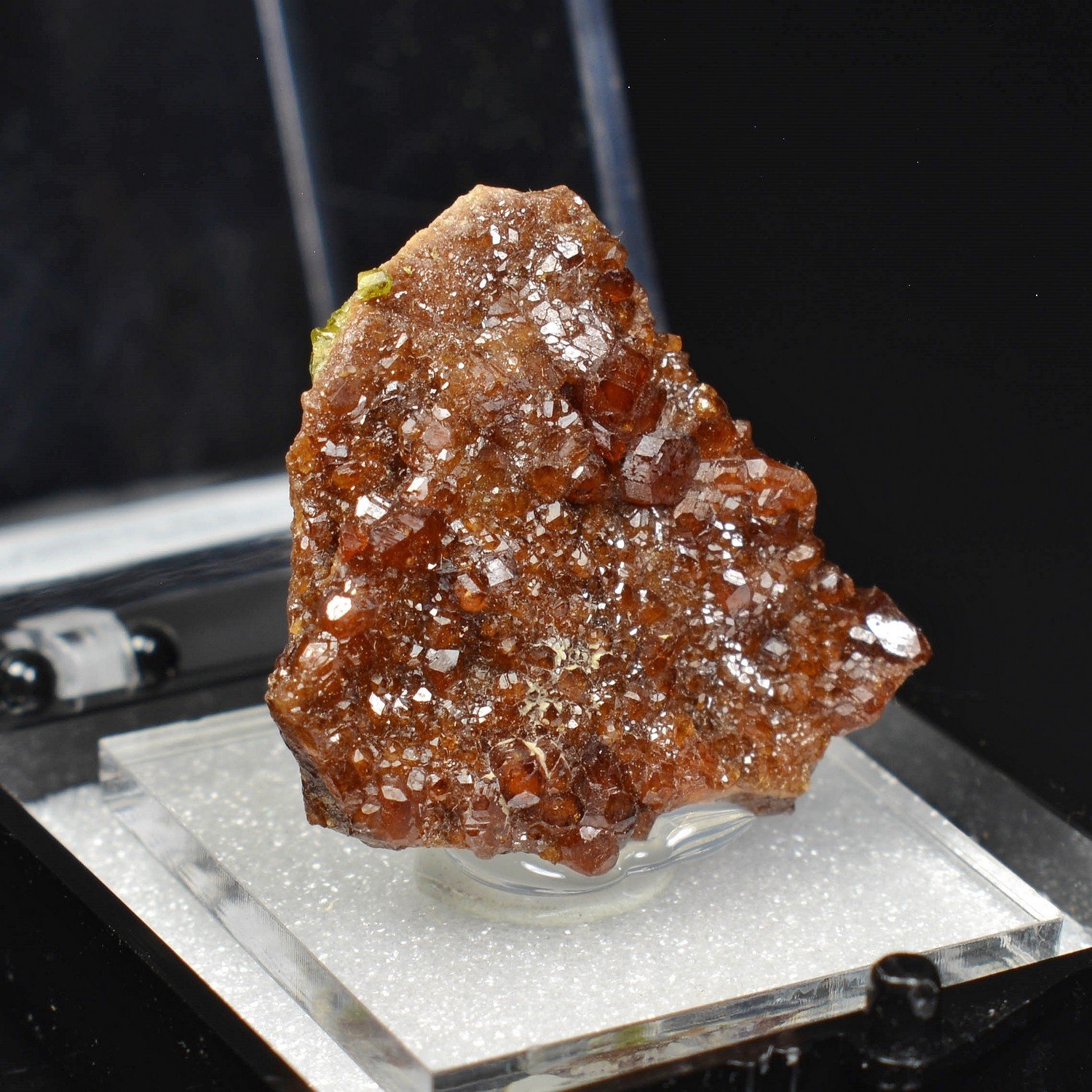 Garnet - Italian rodingites, Piedmont/Aosta Valley, Italy