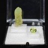 PERIDOT - DUO: cut stone and crystallised stone PERIDOT - DUO: cut stone and crystallised stone
