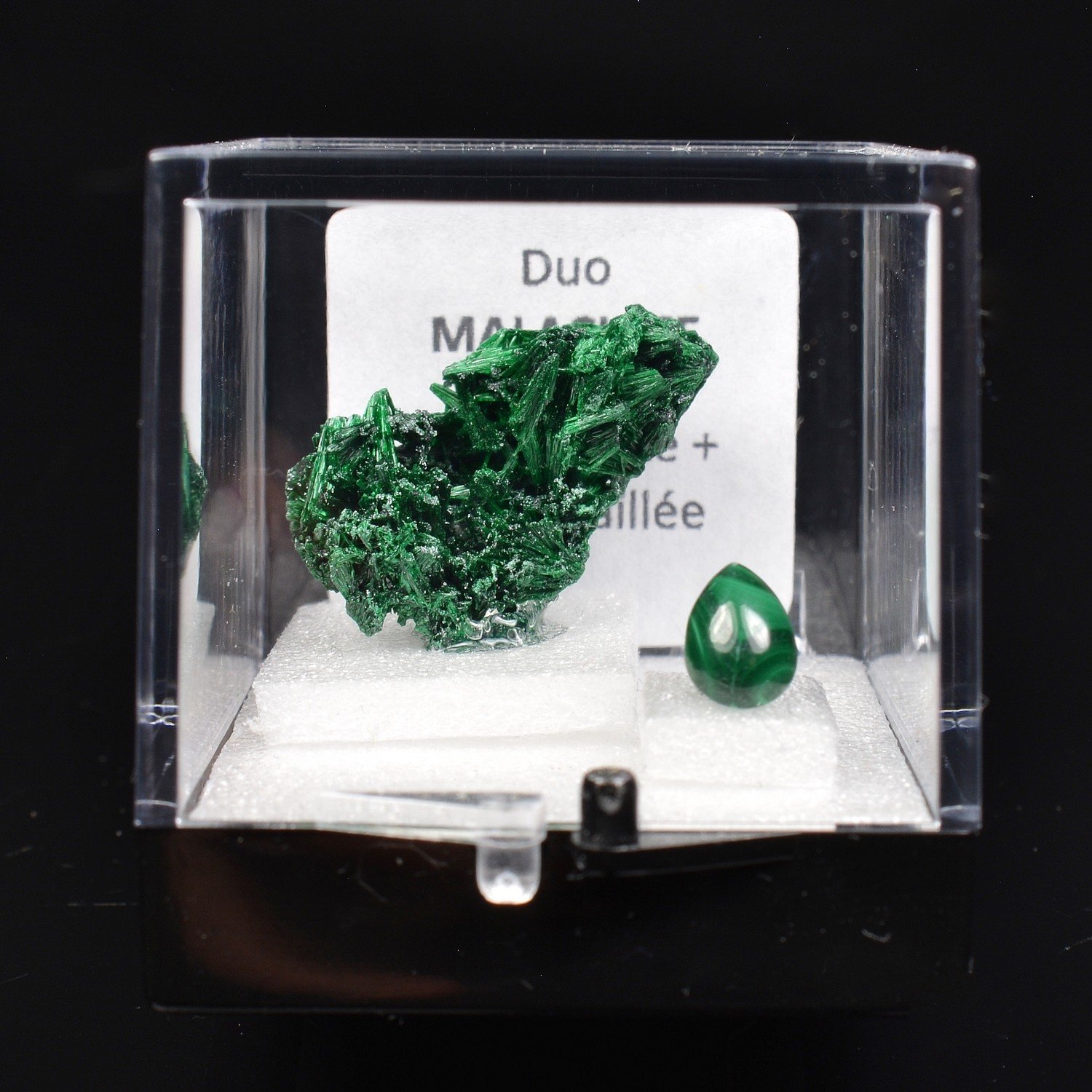 MALACHITE - DUO: cut stone and crystallised stone