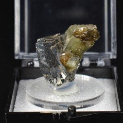 Arséopyrite et apatite - Mine de Panasqueira, Covilhã, Portugal