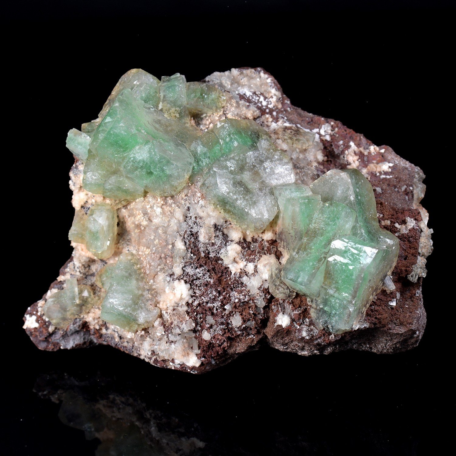 Apophyllite et mordénite - District de Nashik, Maharashtra, Inde
