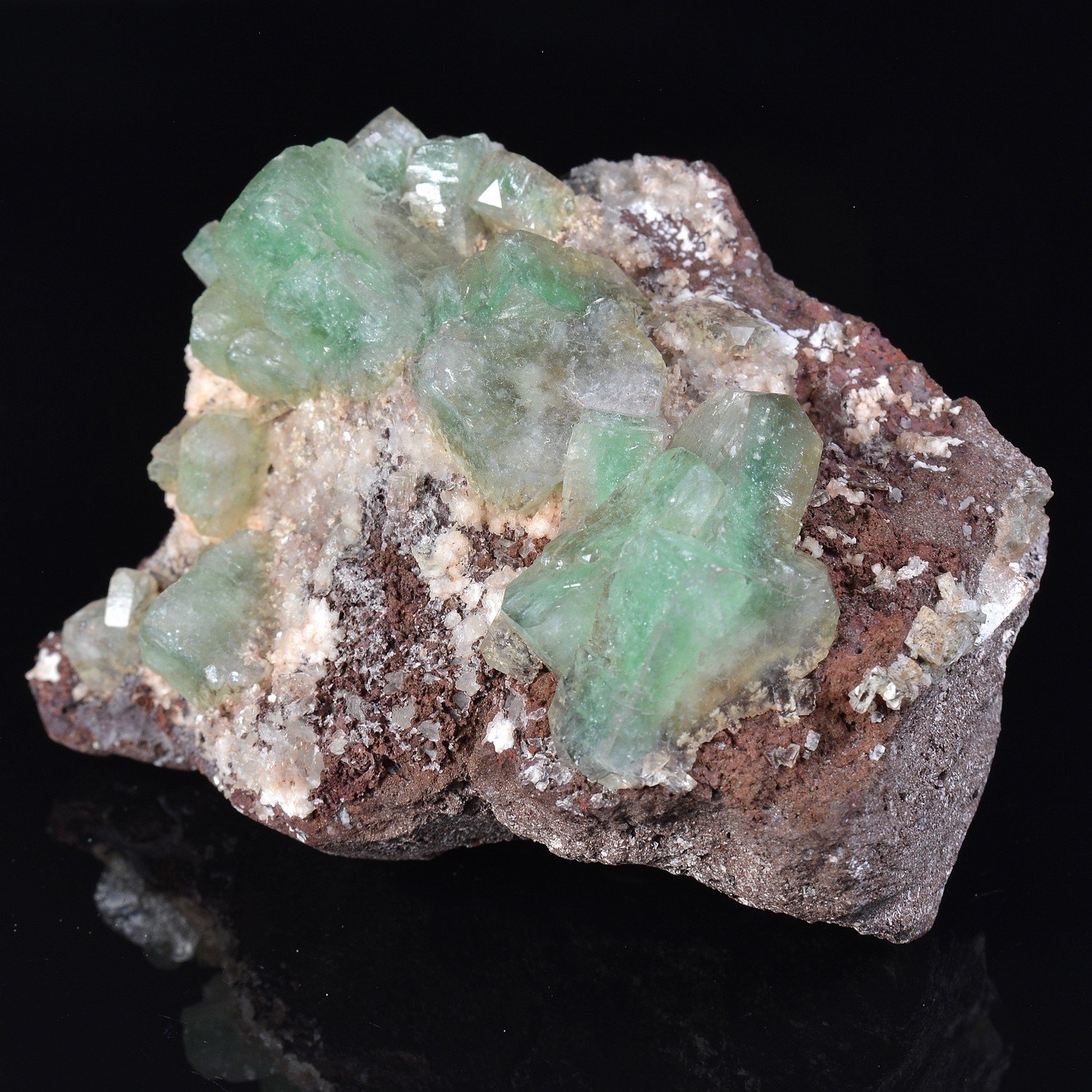 Apophyllite et mordénite - District de Nashik, Maharashtra, Inde