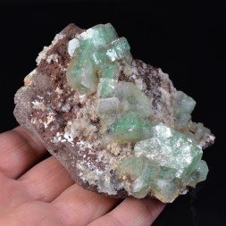 Apophyllite and mordenite – Nashik District, Maharashtra, India