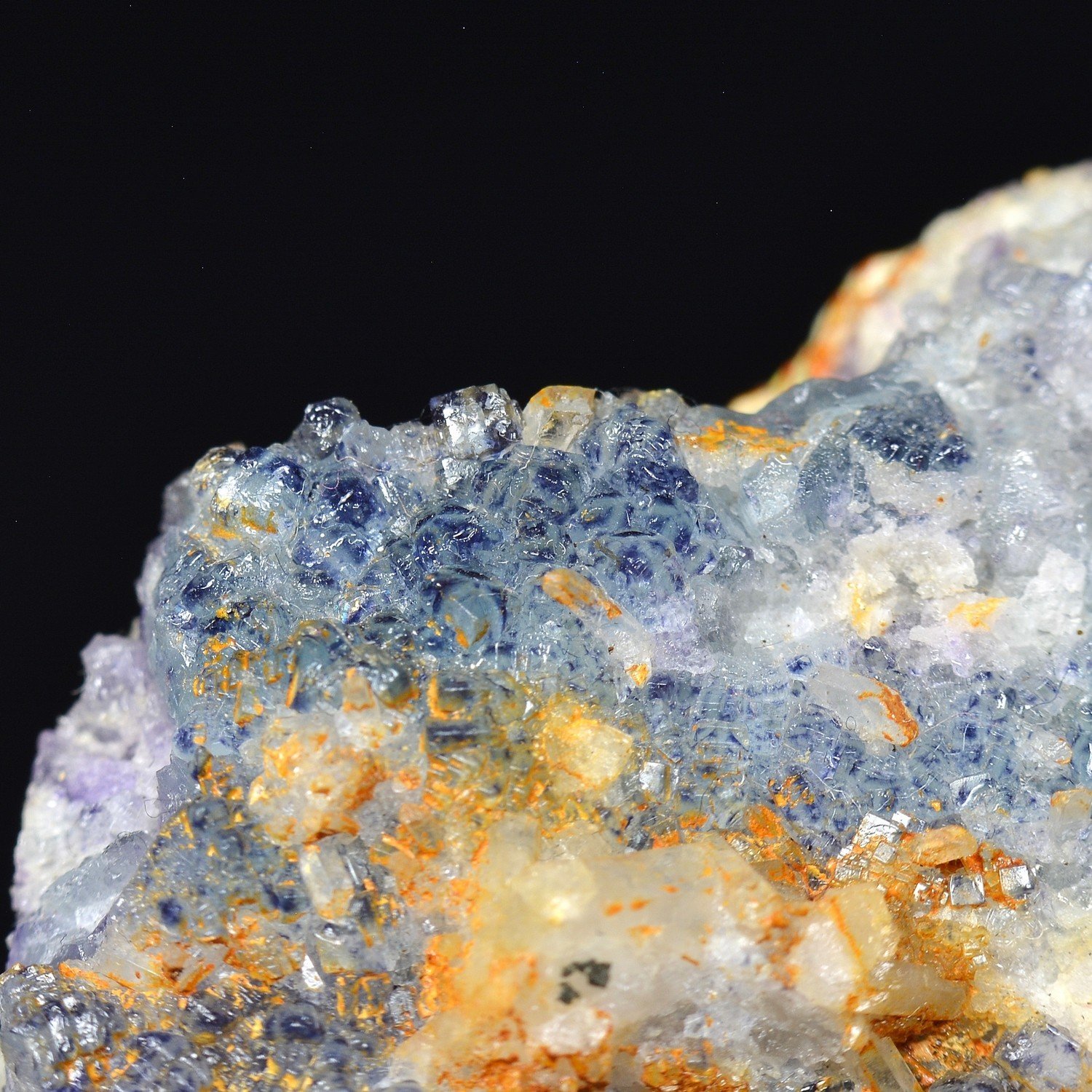 Fluorite and quartz – Grand-Champ, Morbihan, France